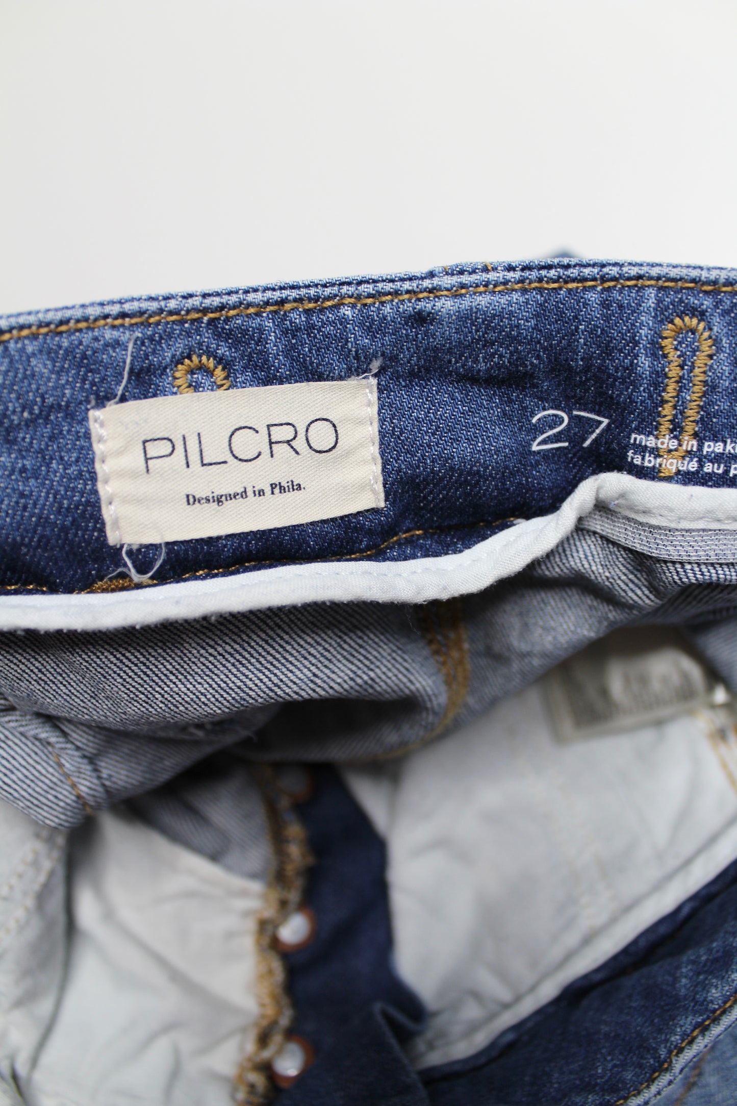 Anthropologie Pilcro barrel leg jeans, size 27