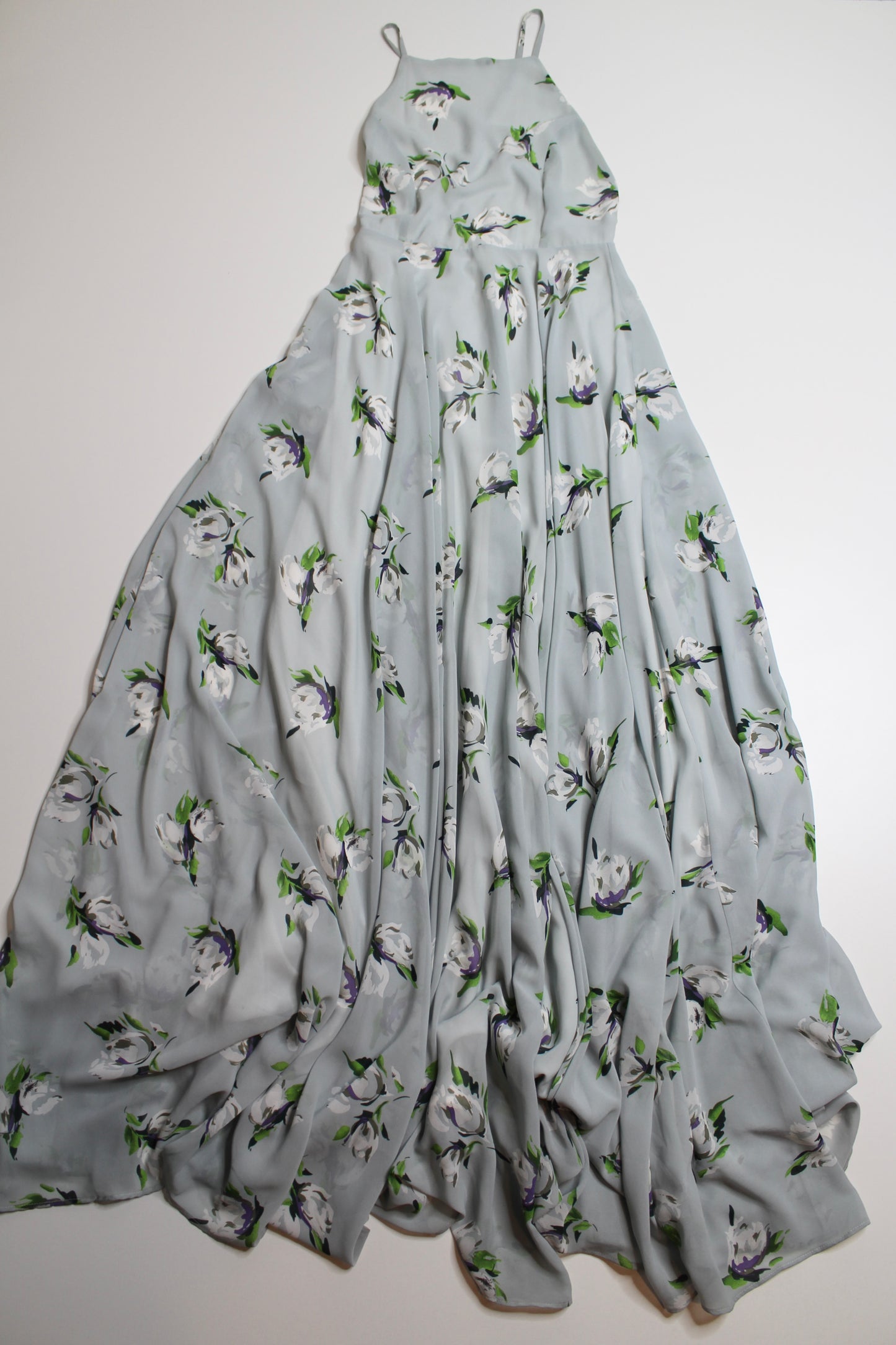 Space 46 Boutique light seafoam green ‘payton’ floral maxi dress, size small