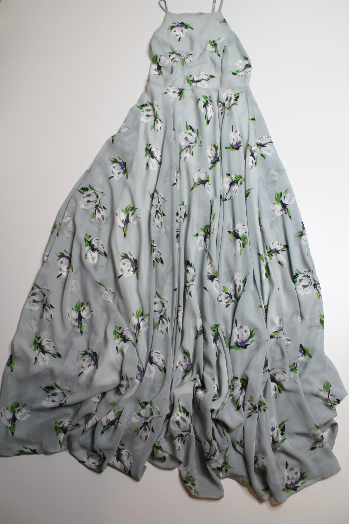 Space 46 Boutique light seafoam green ‘payton’ floral maxi dress, size small