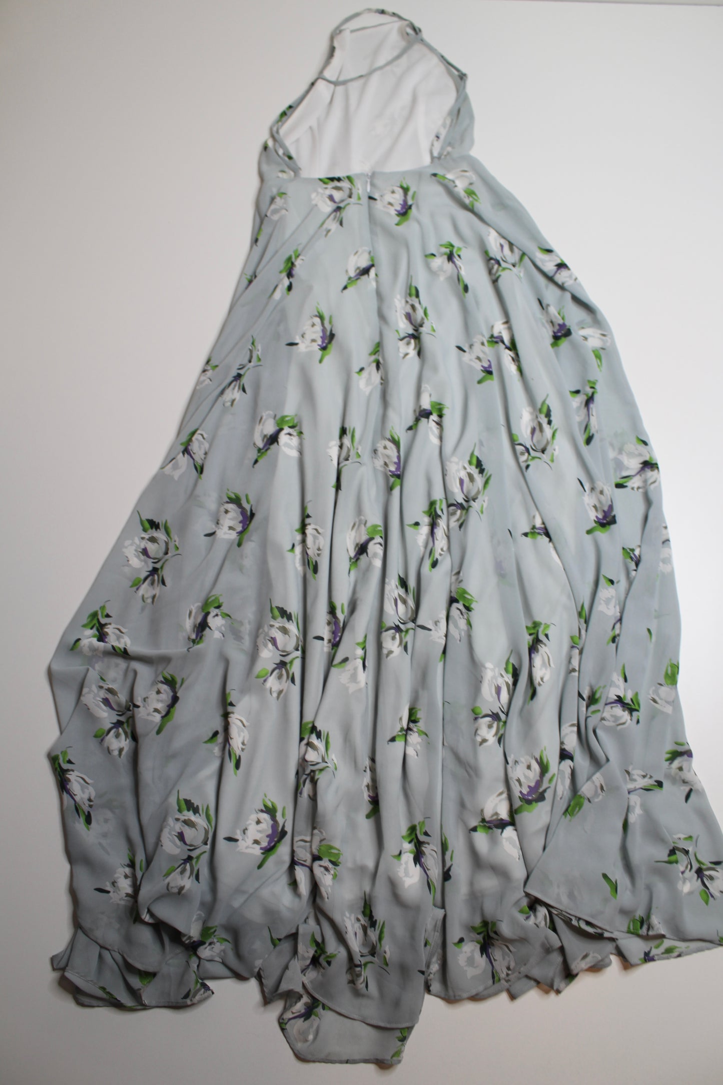 Space 46 Boutique light seafoam green ‘payton’ floral maxi dress, size small