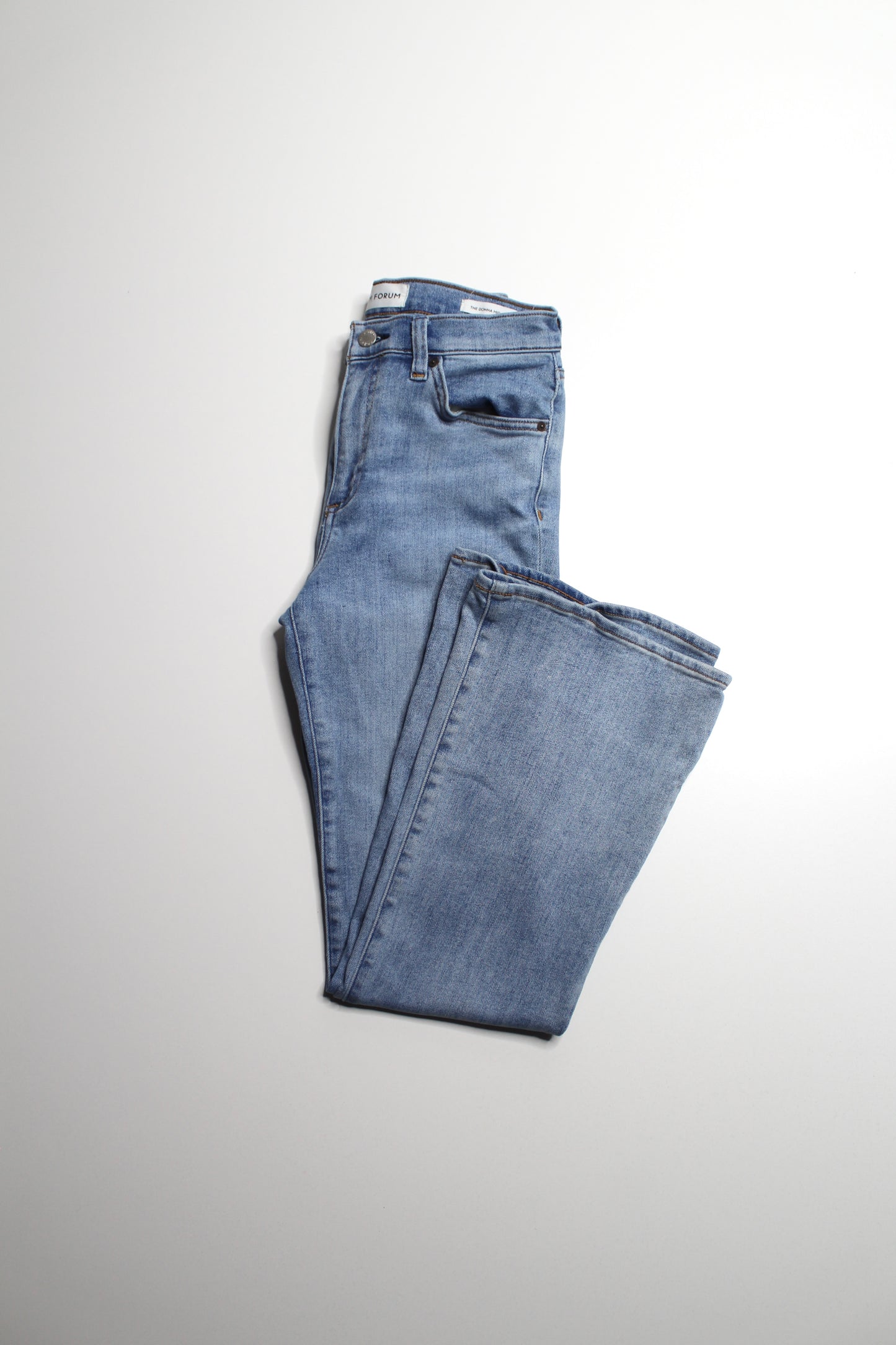 Aritzia Denim Forum 'donna mid rise flare' jeans, size 28 (30L)