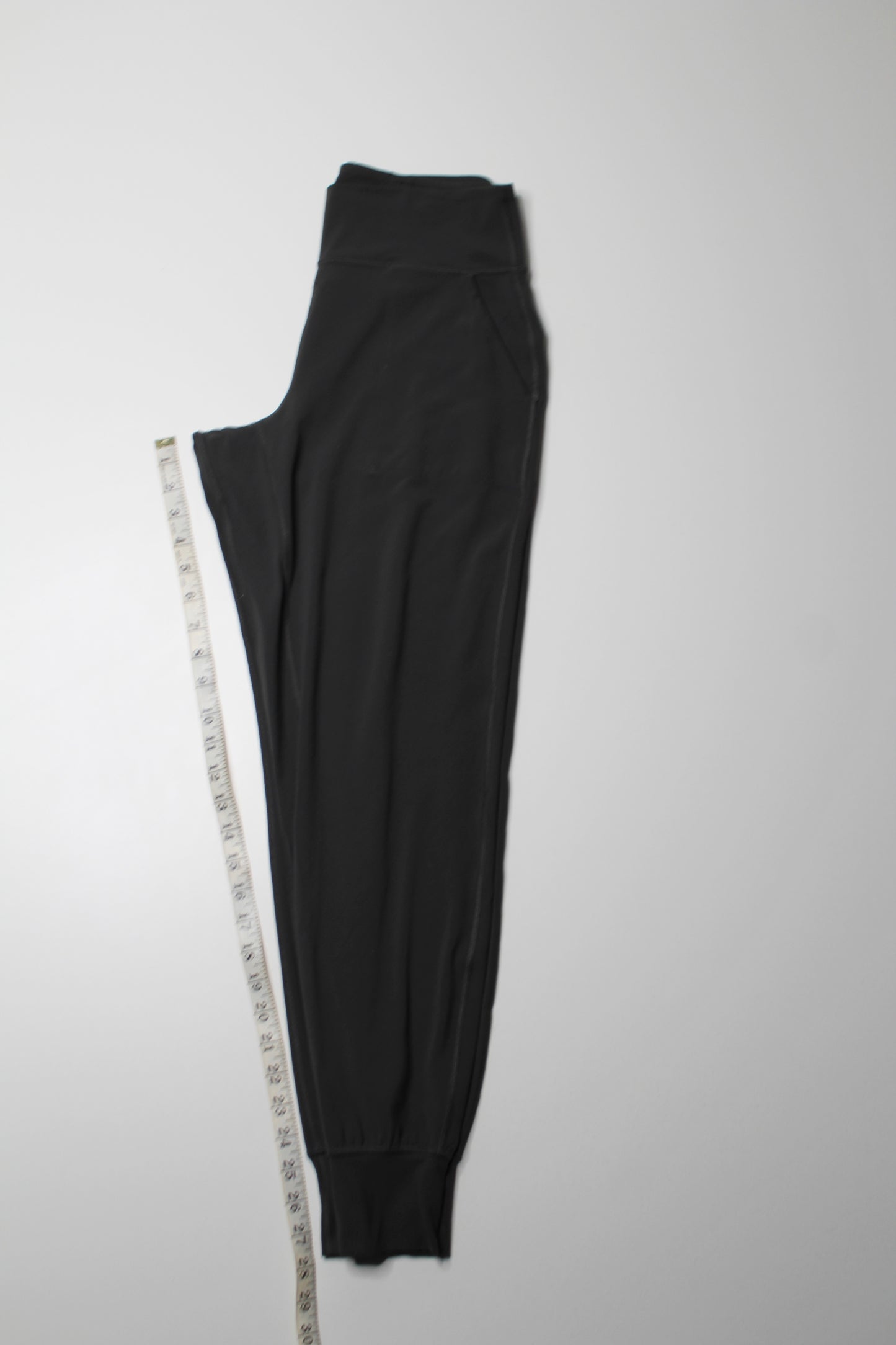 Lululemon graphite grey (dark grey) ‘align’ jogger, size 8