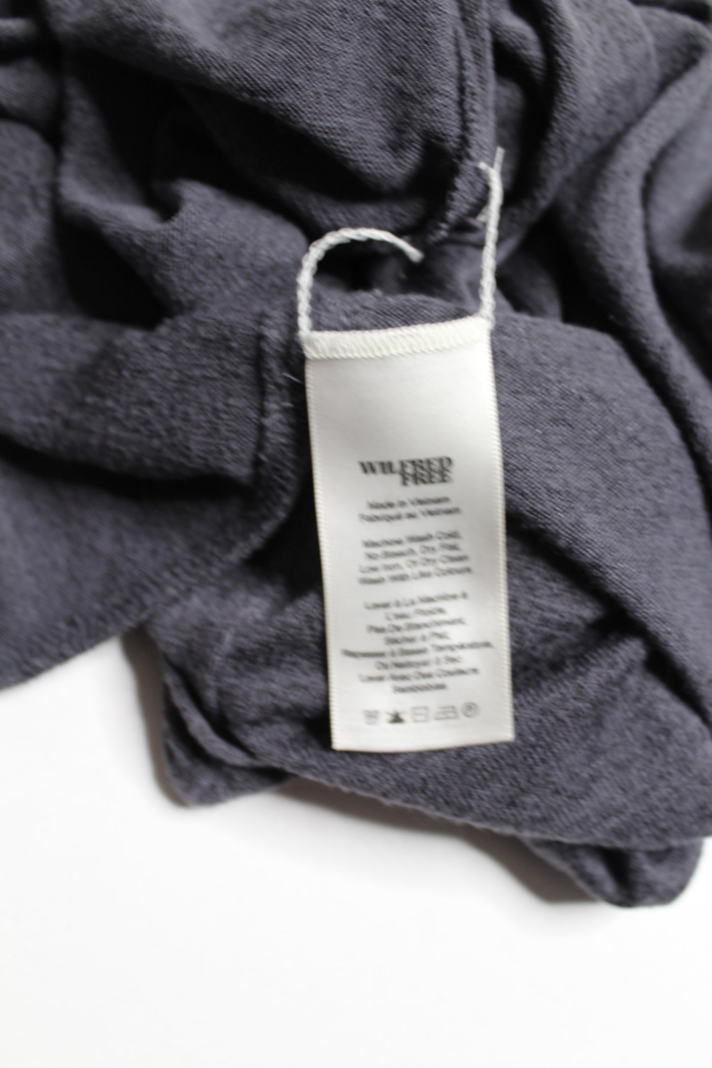 Aritzia wilfred free grey ornella jersey tank, size xxs (loose fit) Fits xxs/xs (price reduced: was $15)