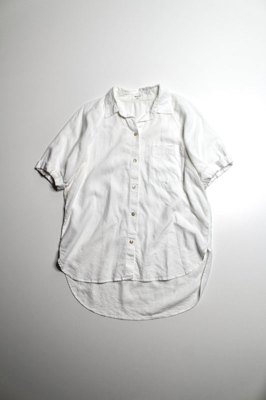 Aritzia Wilfred white button down short sleeve, size xs (relaxed fit)