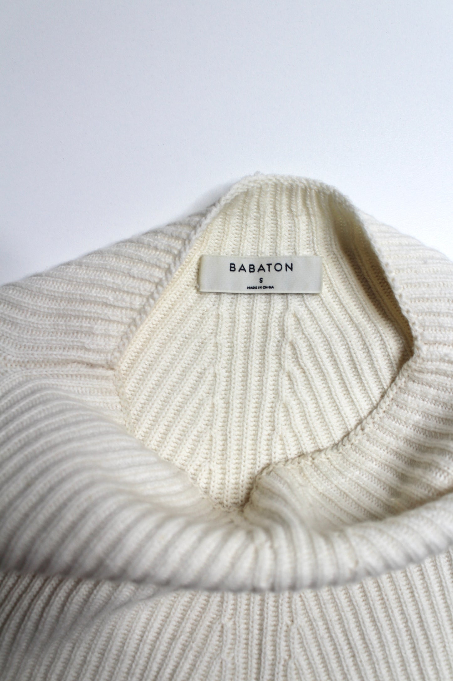 Aritzia Babaton cream ribbed knit sweater, size small
