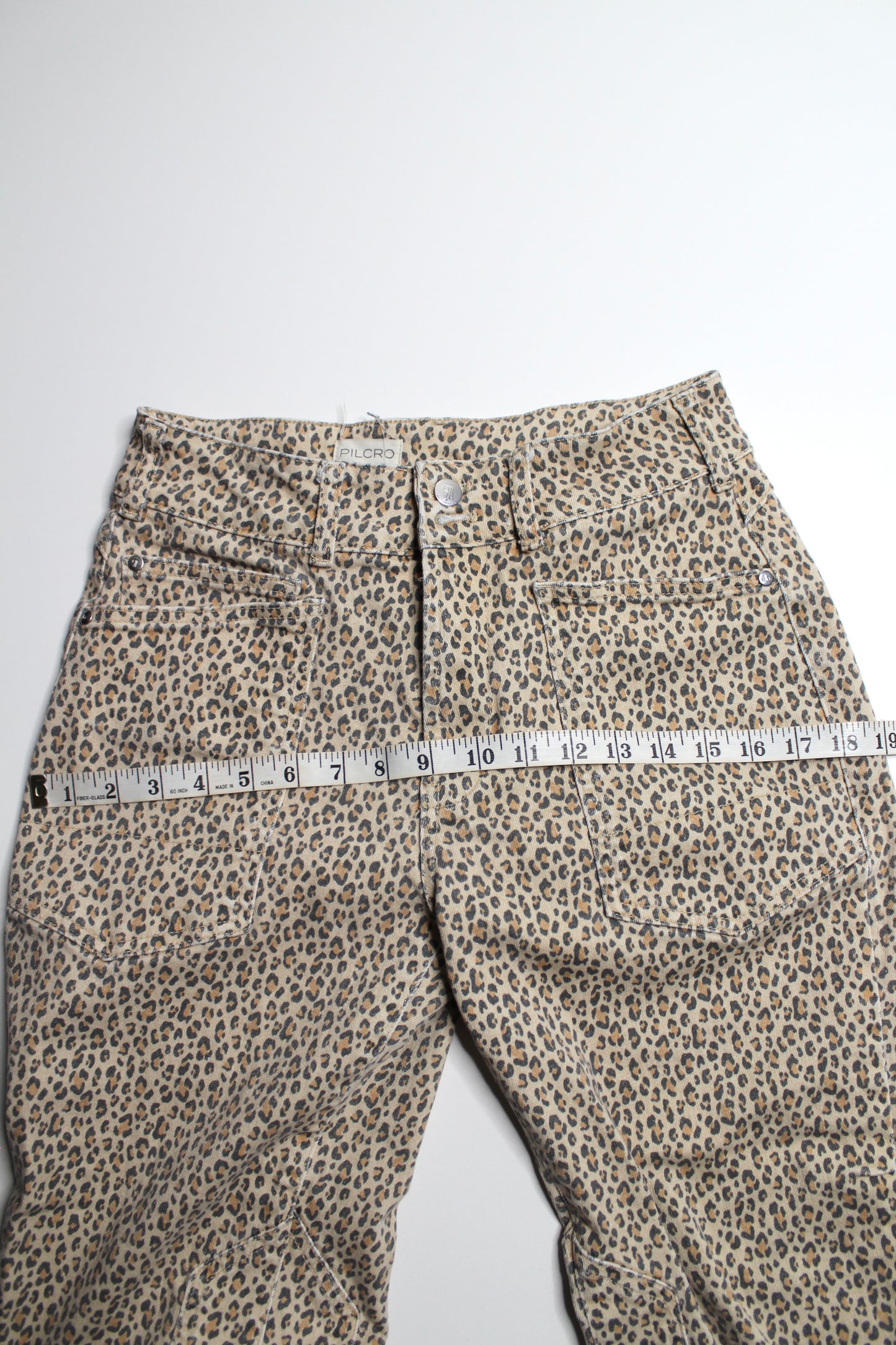 Anthropologie Pilcro cheetah print straight leg jeans, no size. Fits like 27/28 (sale: was $48)