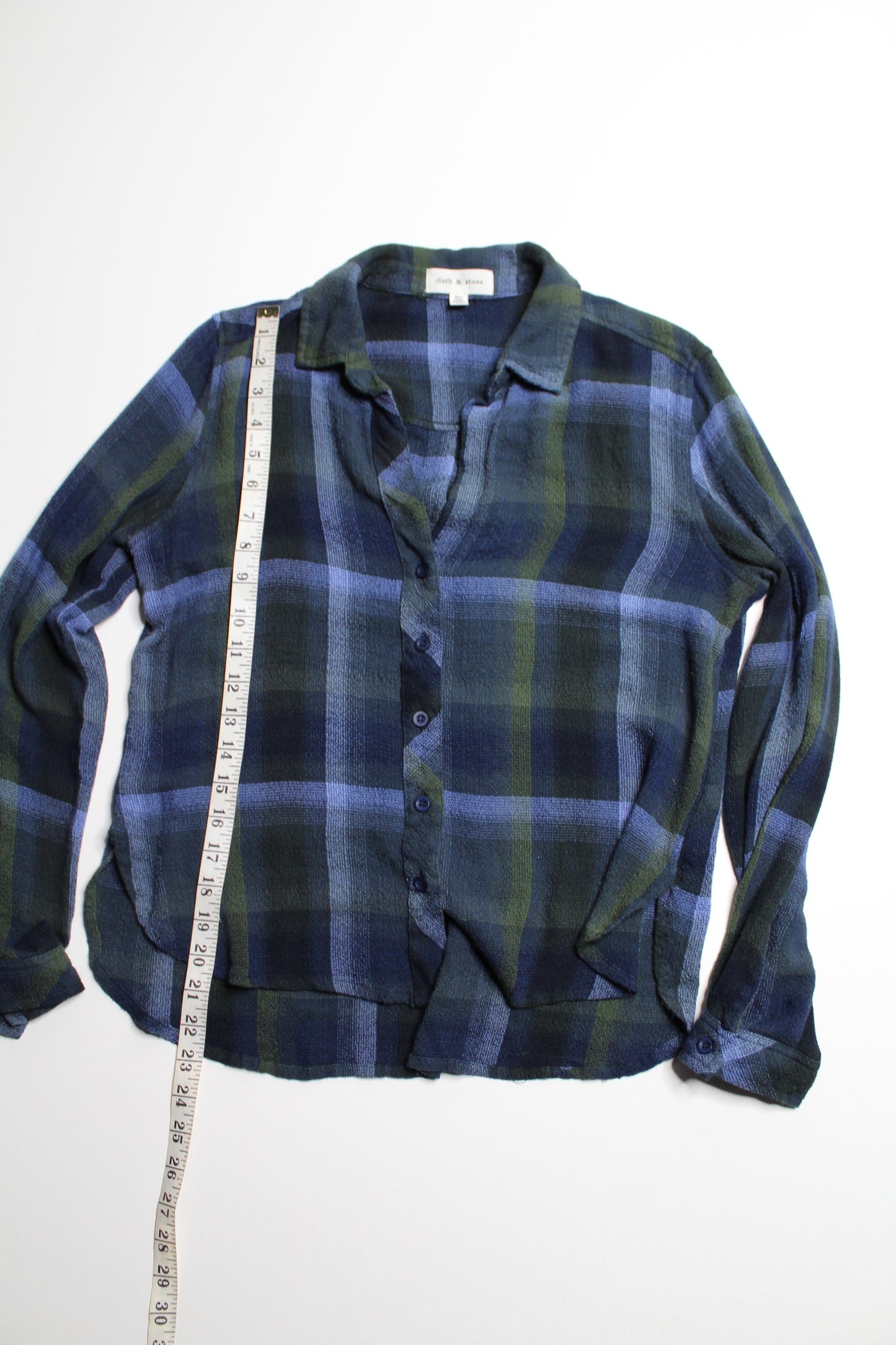 Anthropologie Cloth & Stone blue plaid button down long sleeve, size small (relaxed fit)