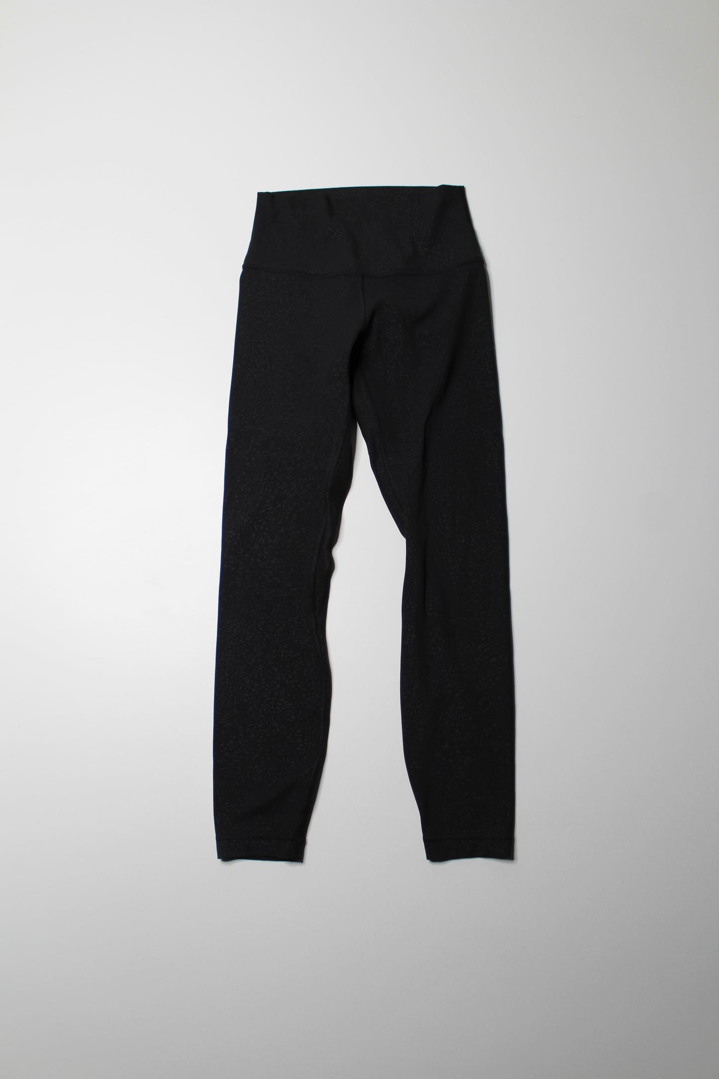 Lululemon polar shift emboss black ‘align’ legging, size 4 (25”)