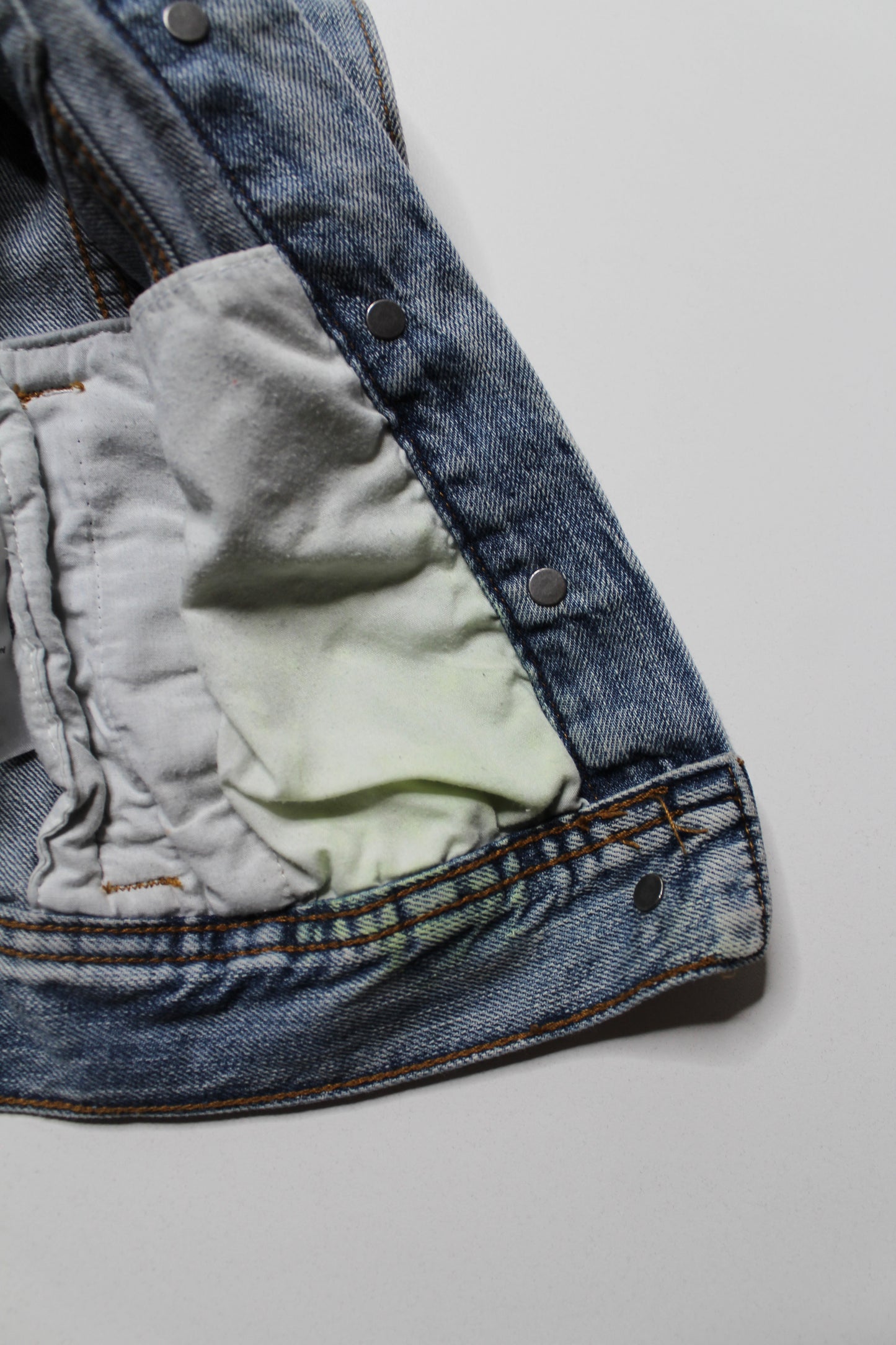 Aritzia Talula cropped jean jacket, size small (was $48)