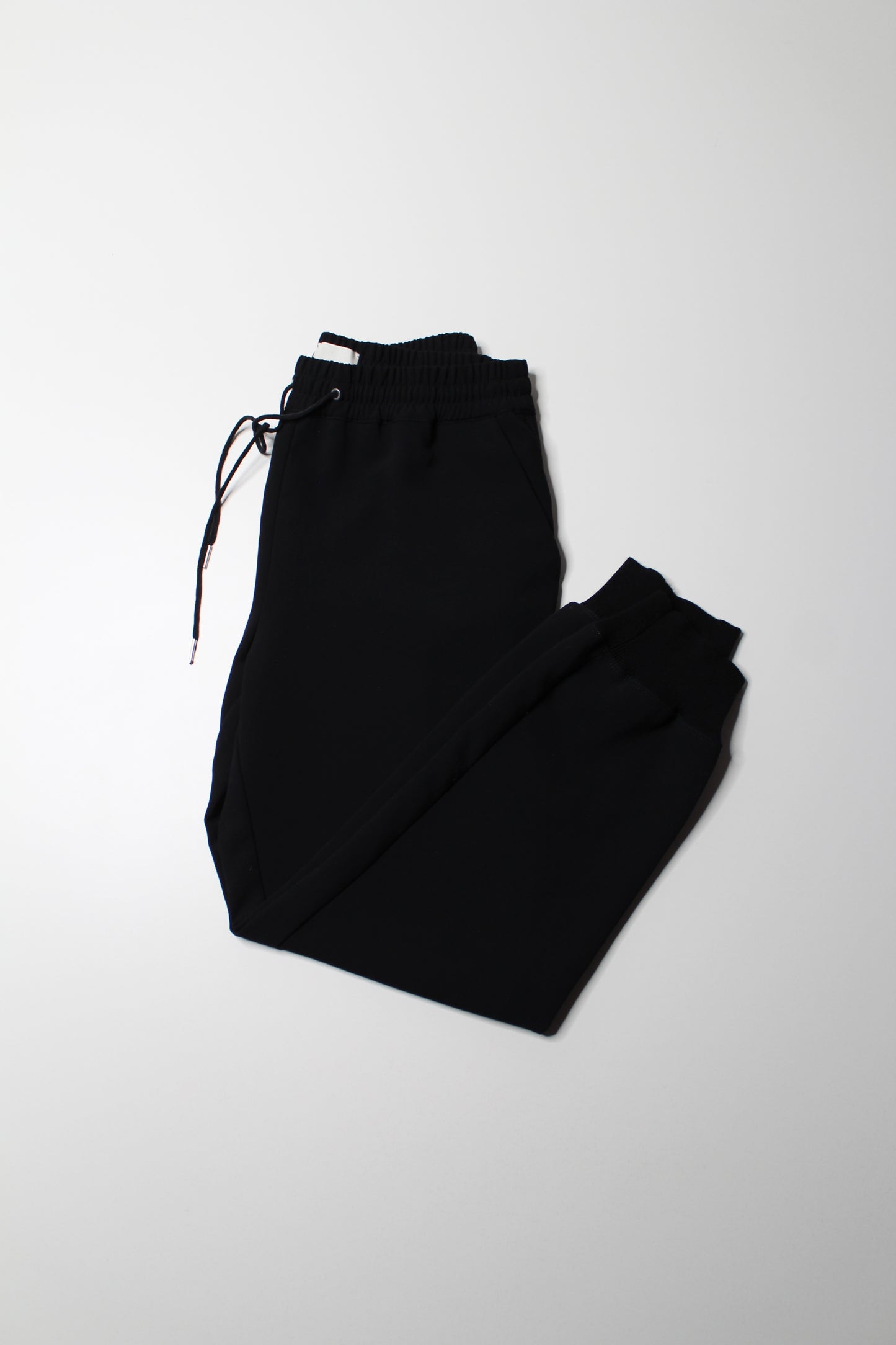Aritzia Wilfred black 'Buffon' jogger, size small