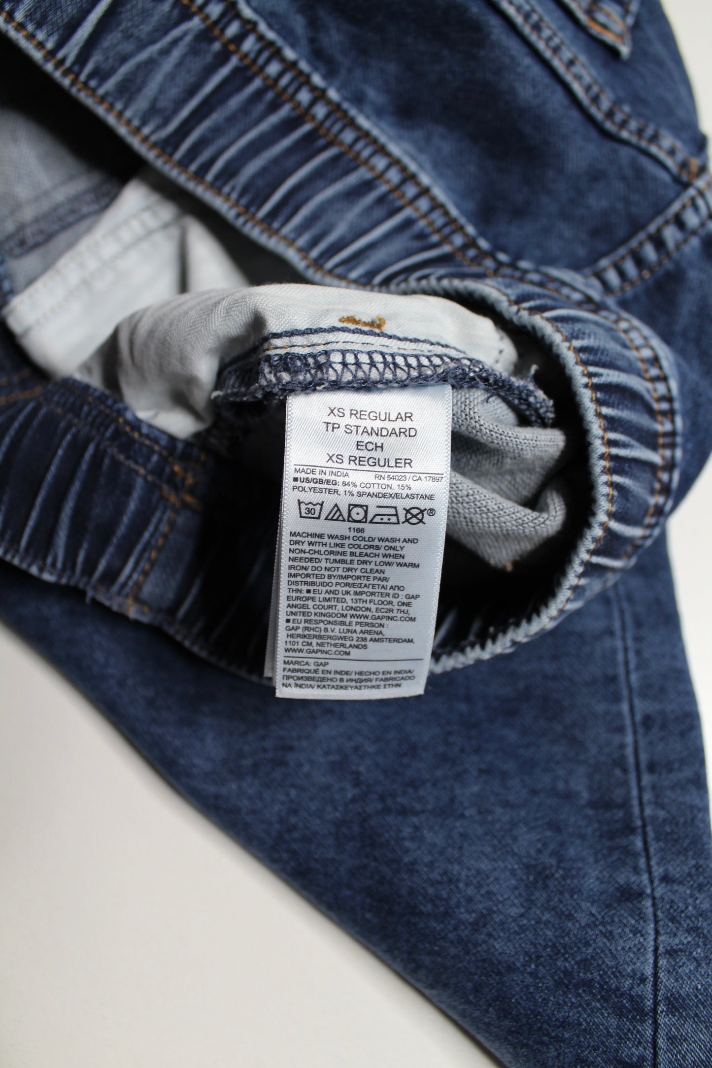 Gap dark indigo 'knit like easy' wide leg jean jogger, size xs (oversized fit)