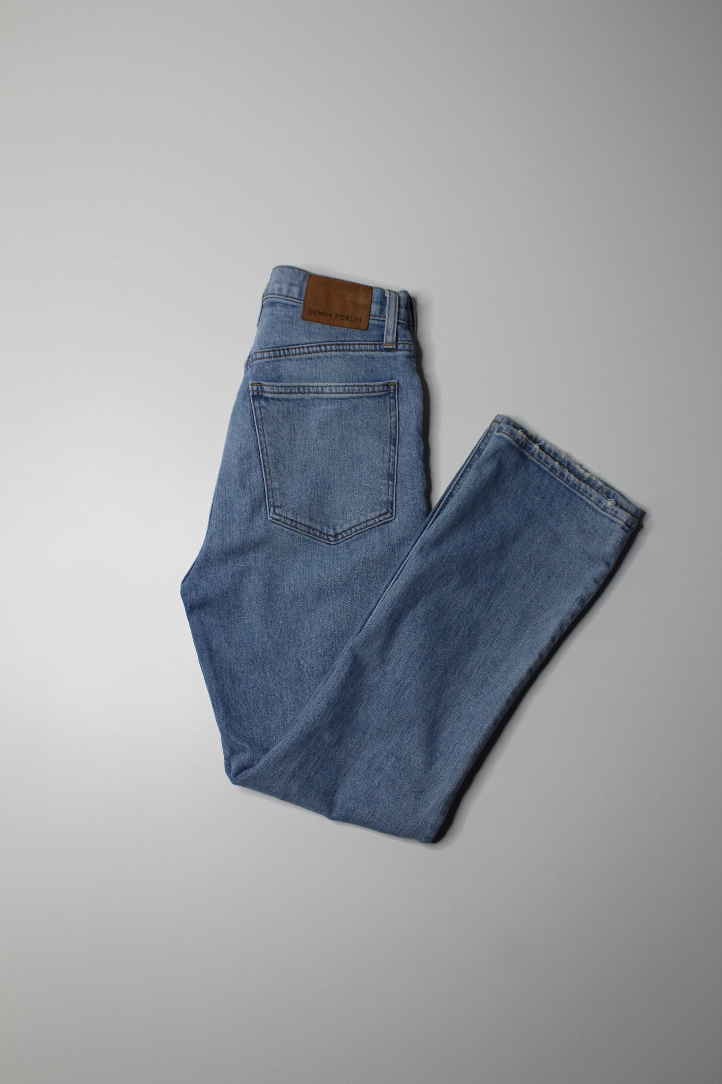 Aritzia Denim Forum 'bailey high rise bootcut' jeans, size 26