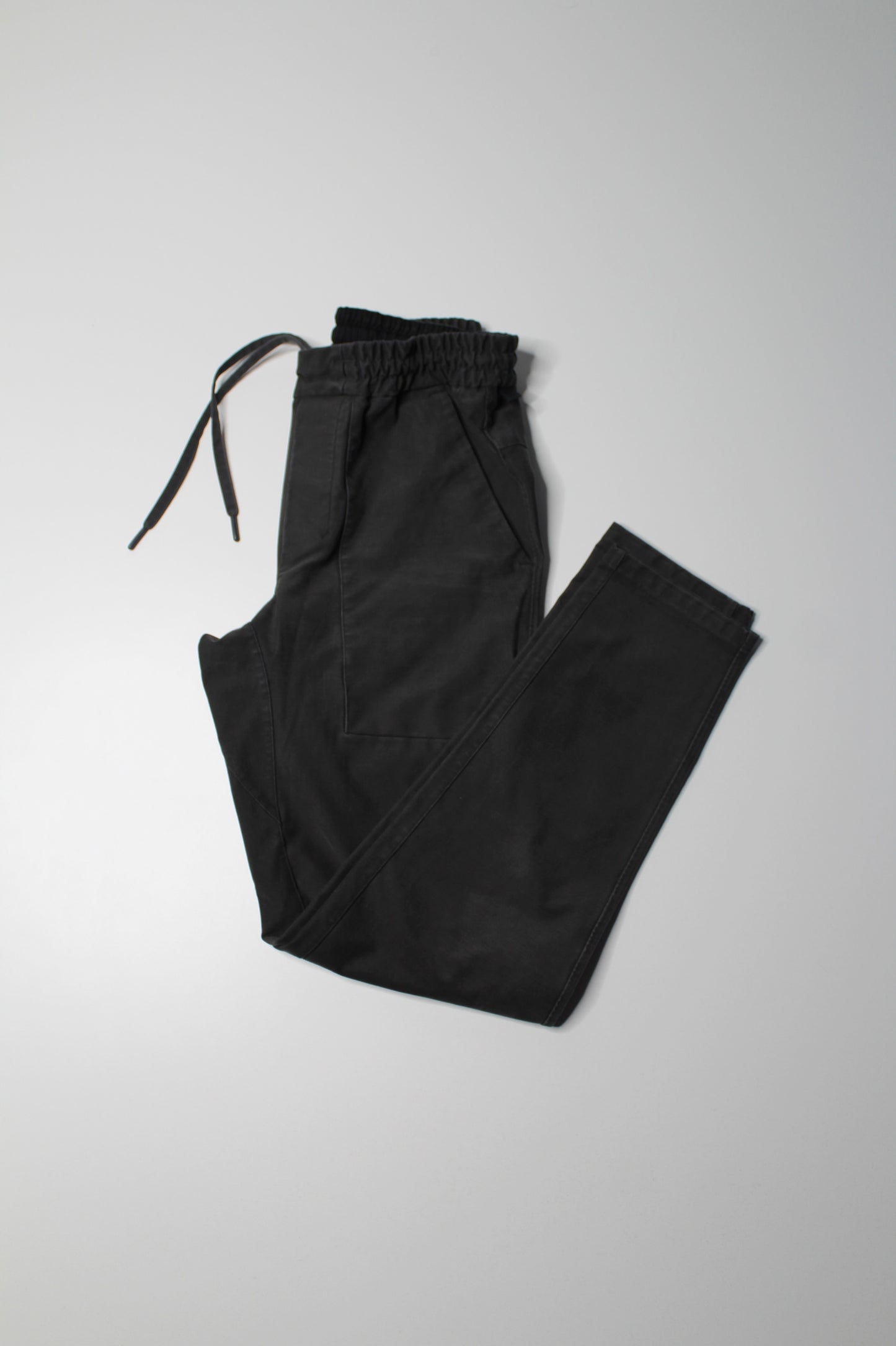 Mens Lululemon graphite grey 'utilitech bowline' pants, size xs (sale: was $48)