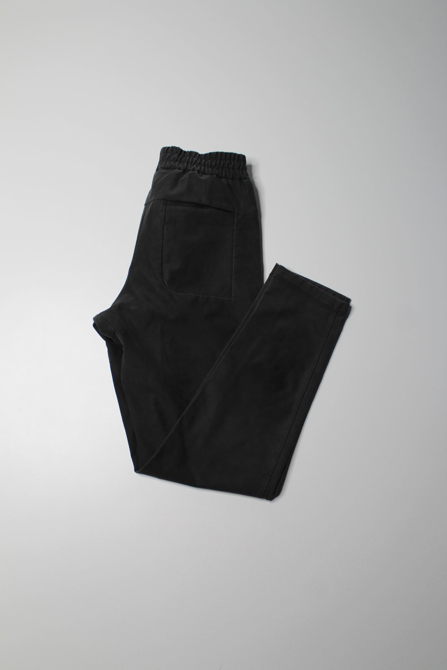 Mens Lululemon graphite grey 'utilitech bowline' pants, size xs (sale: was $48)