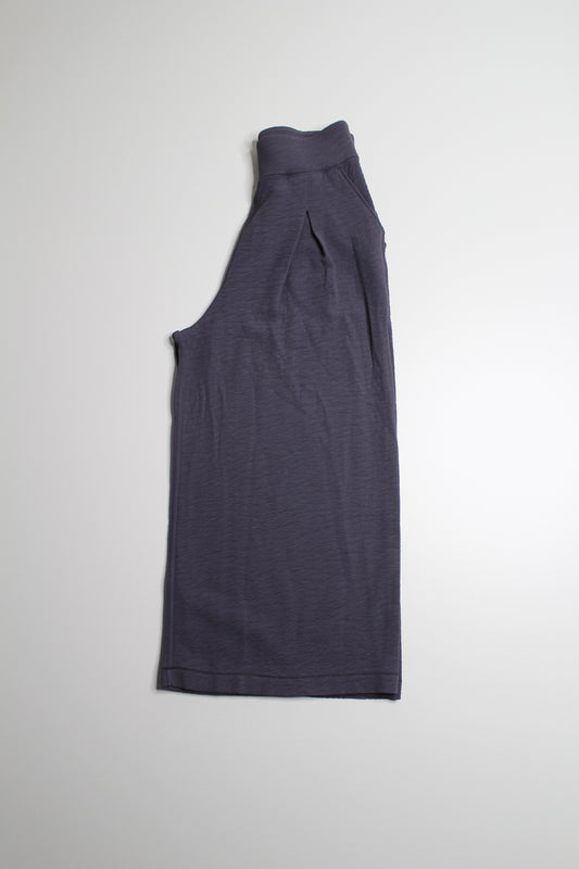 Lululemon moonwalk can you feel the pleat crop, size 4