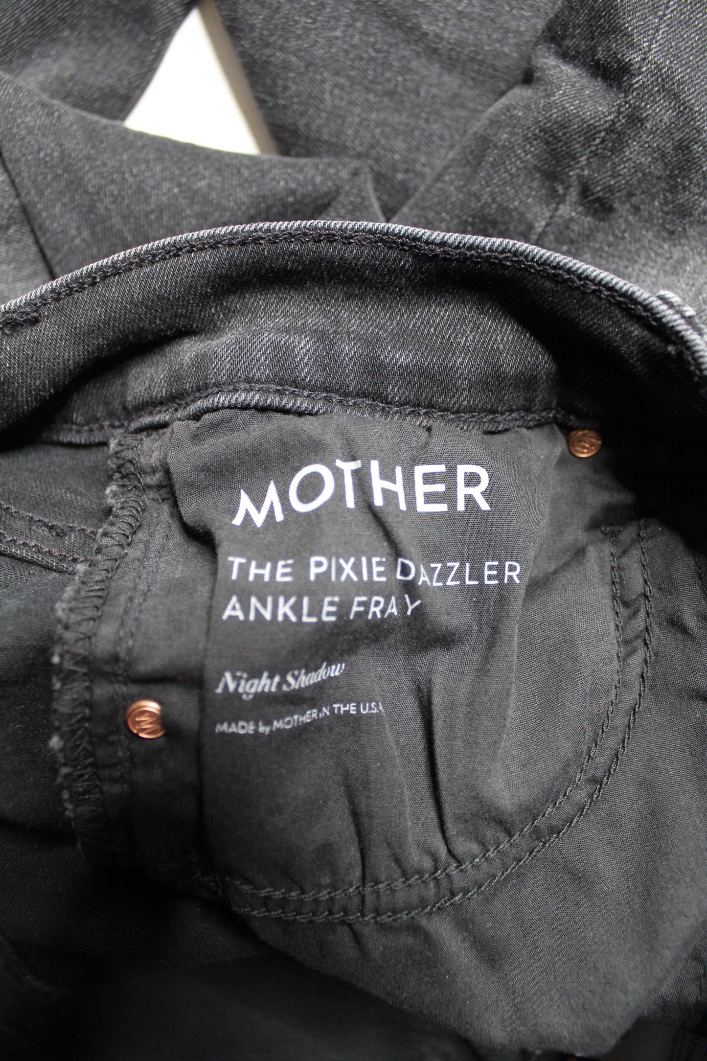 Mother night shadow ‘pixie dazzle ankle fray’ jeans, size 27