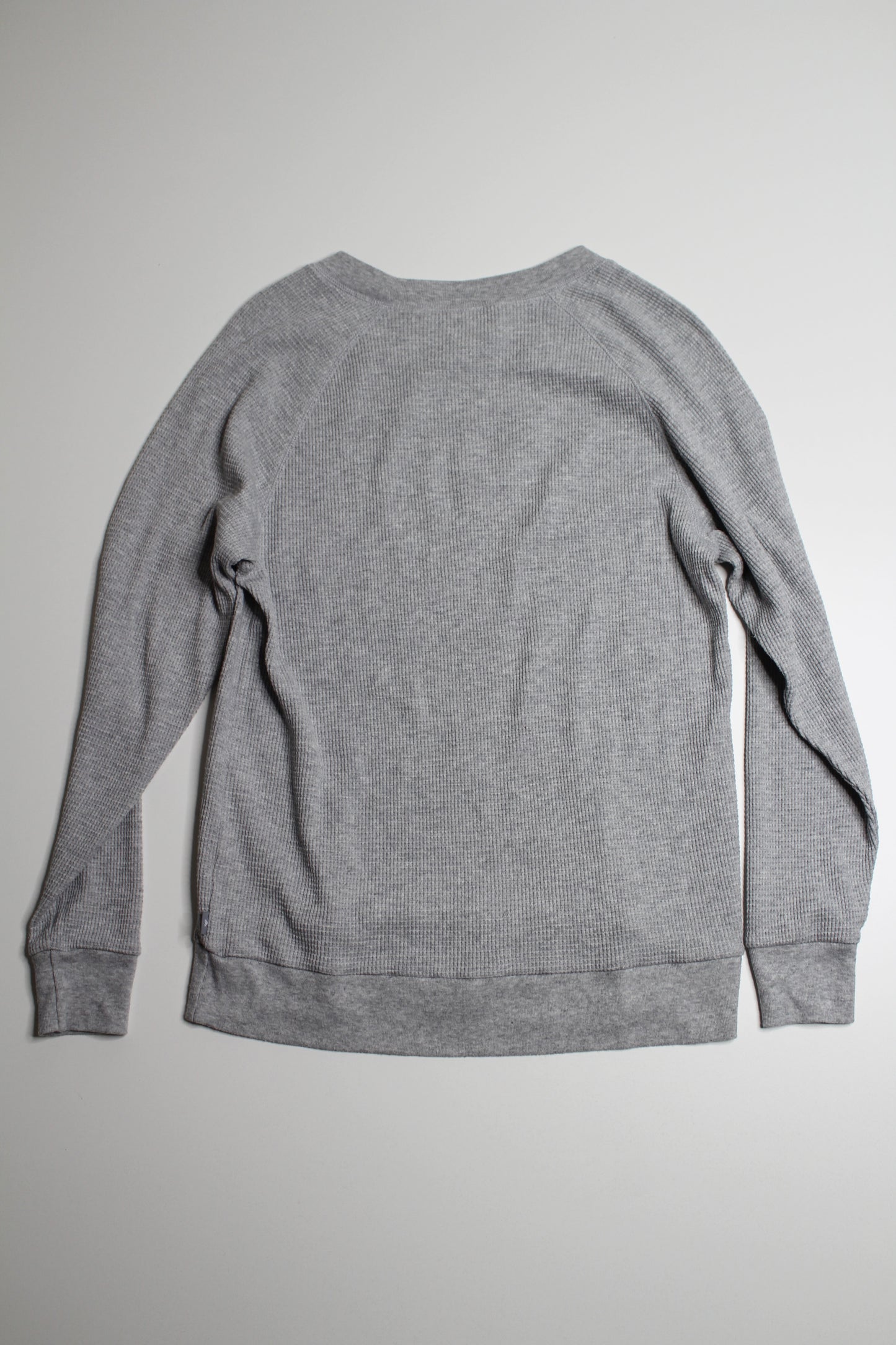 Aritzia TNA grey waffle long sleeve, size small (loose fit)