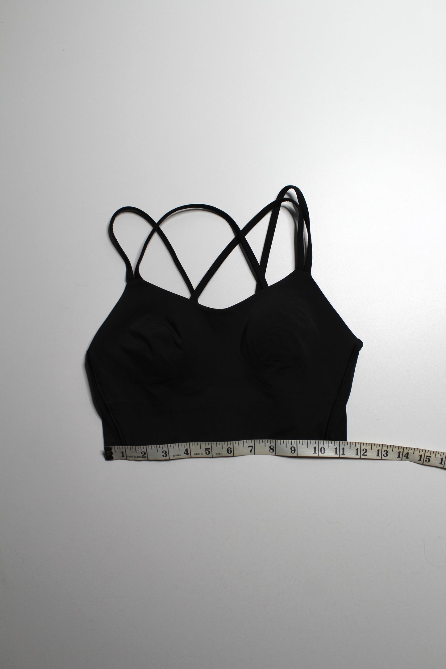 Lululemon black ‘like a cloud’ bra, no size. Fits like 6