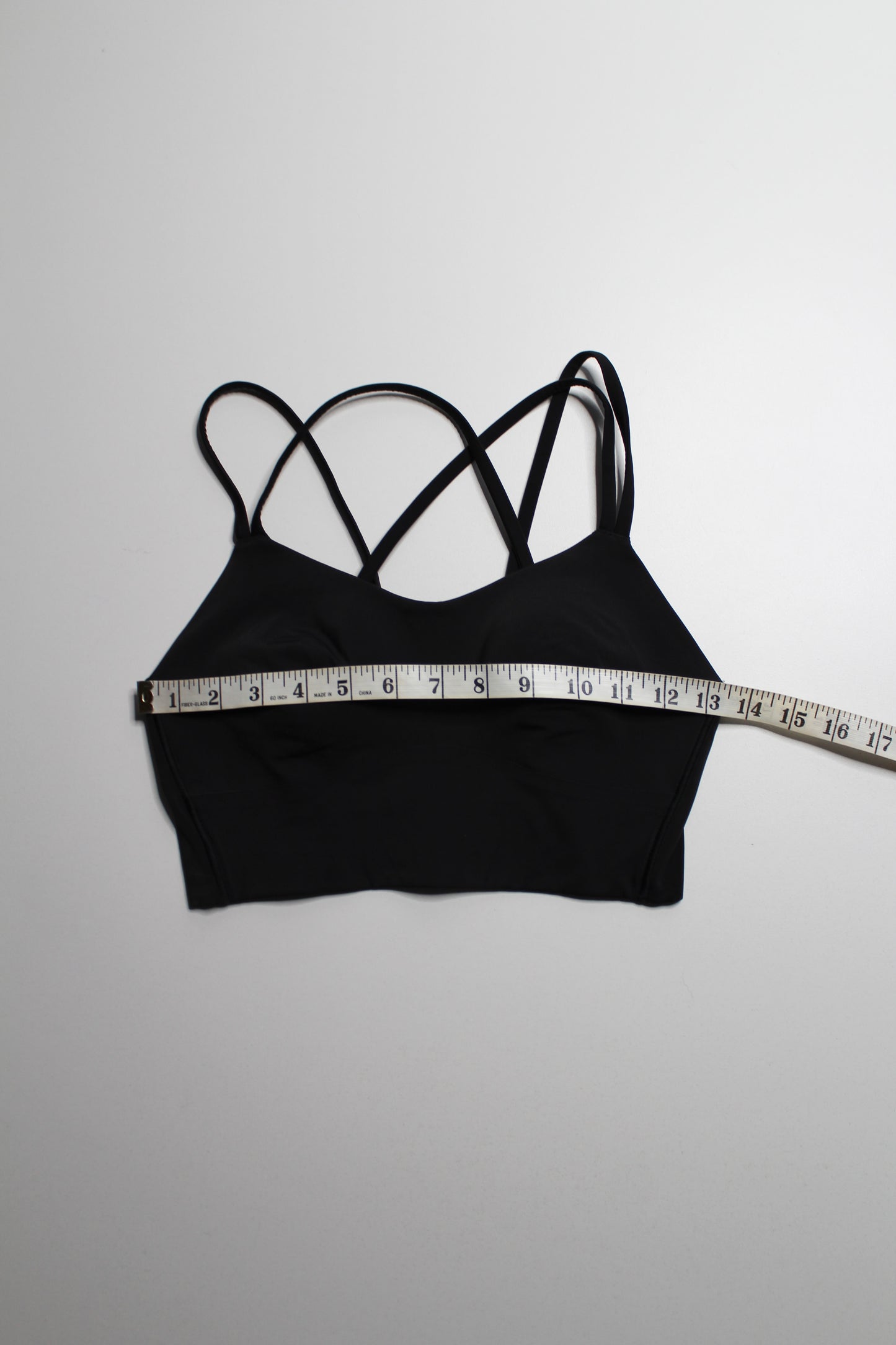 Lululemon black ‘like a cloud’ bra, no size. Fits like 6