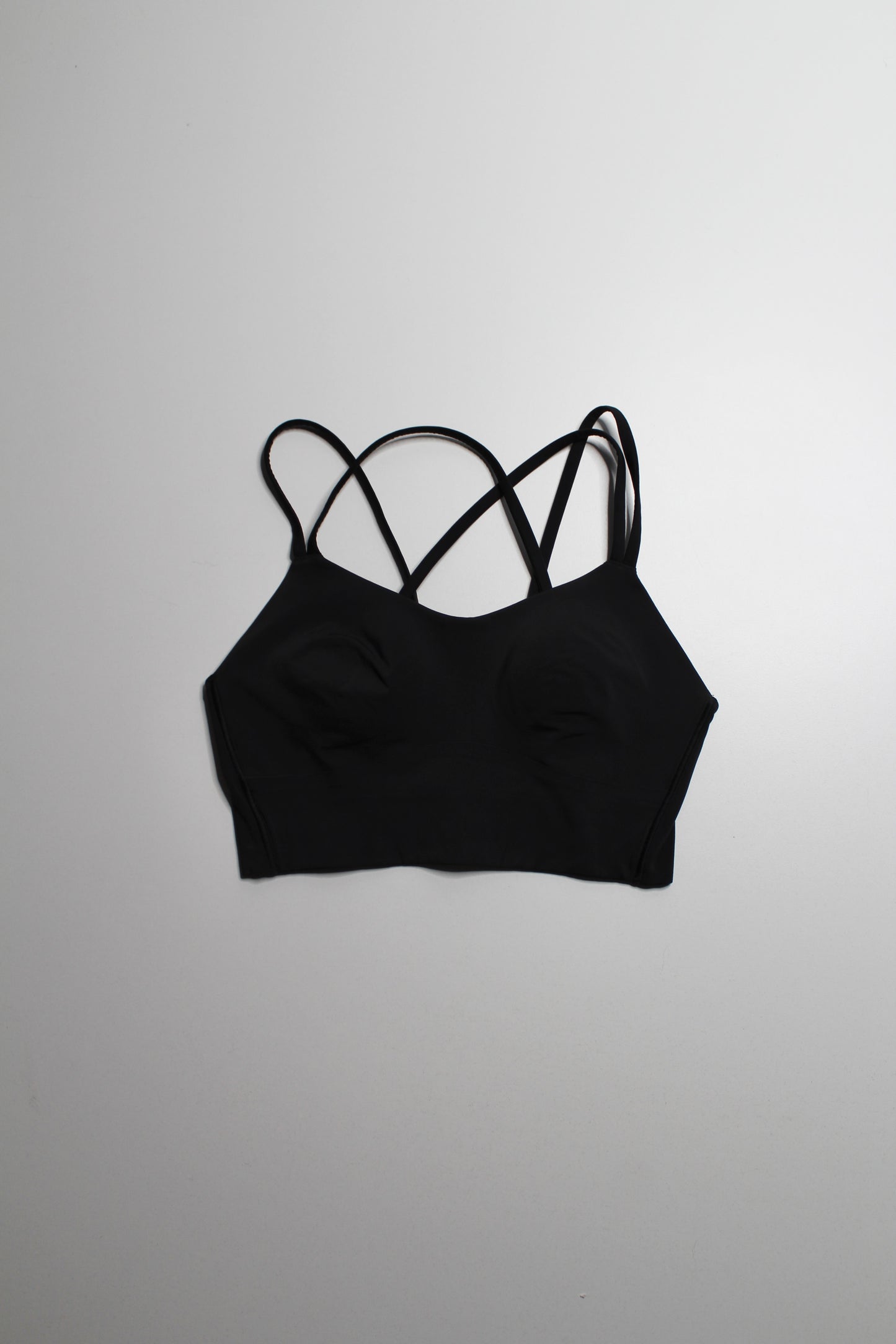 Lululemon black ‘like a cloud’ bra, no size. Fits like 6