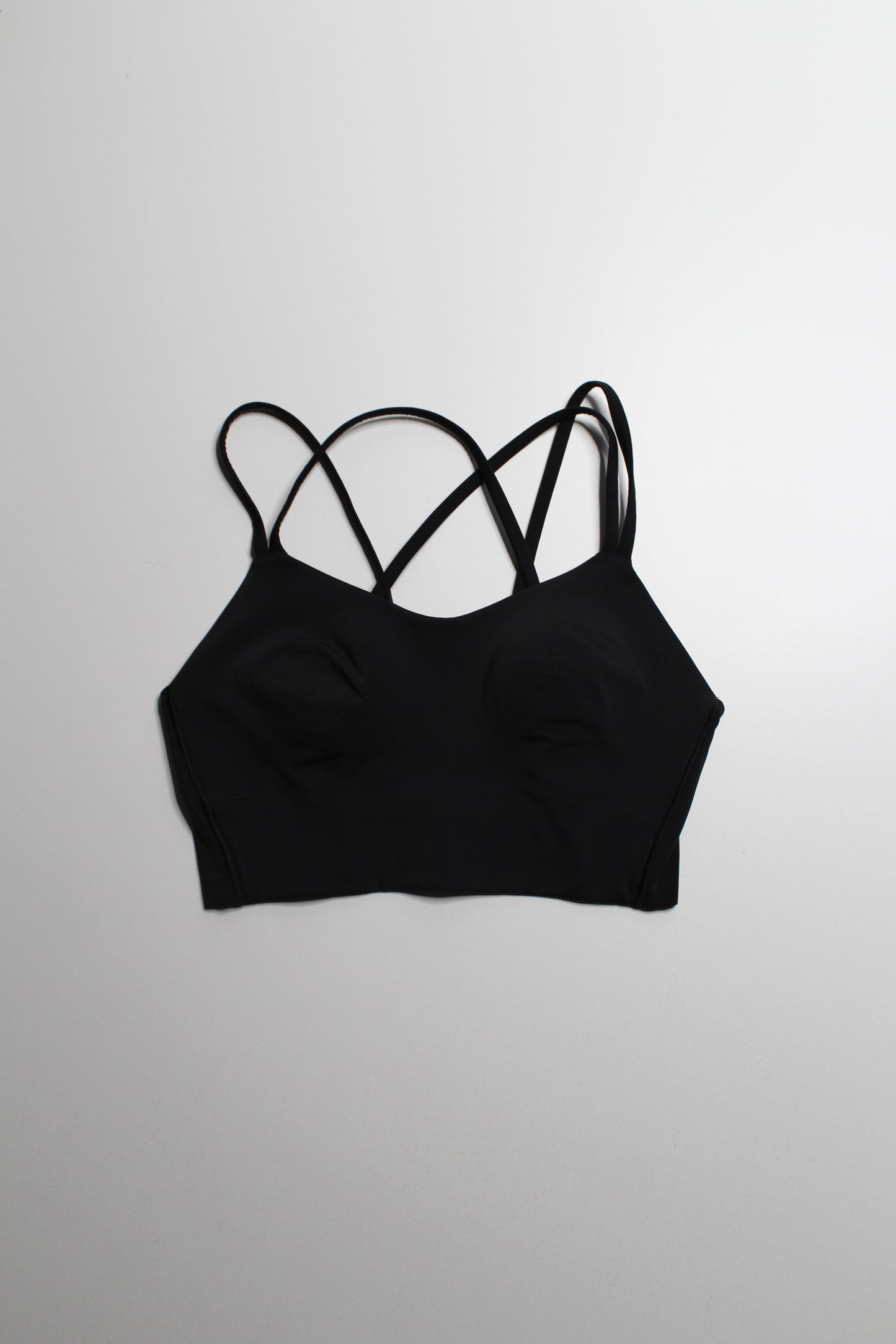 Lululemon black ‘like a cloud’ bra, no size. Fits like 6