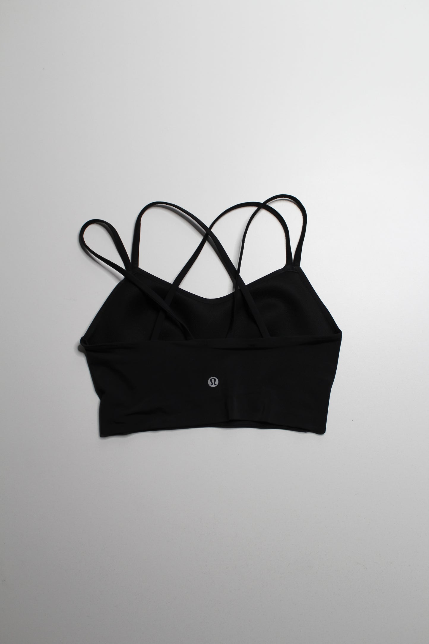 Lululemon black ‘like a cloud’ bra, no size. Fits like 6