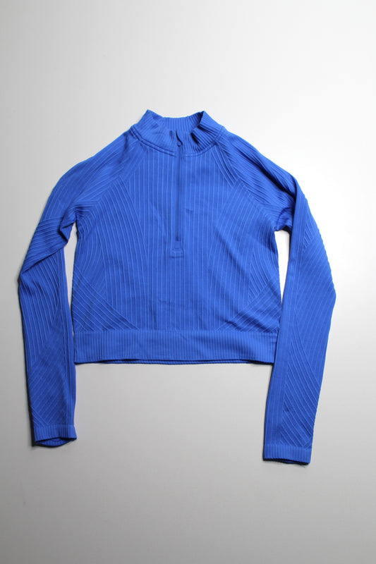 Lululemon blue 1/4 zip long sleeve, no size , fits like small (4/6)