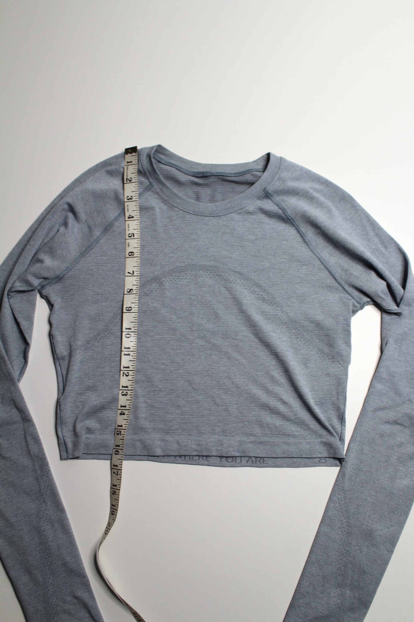 Lululemon ‘swiftly tech’ long sleeve, size 8 *waist length
