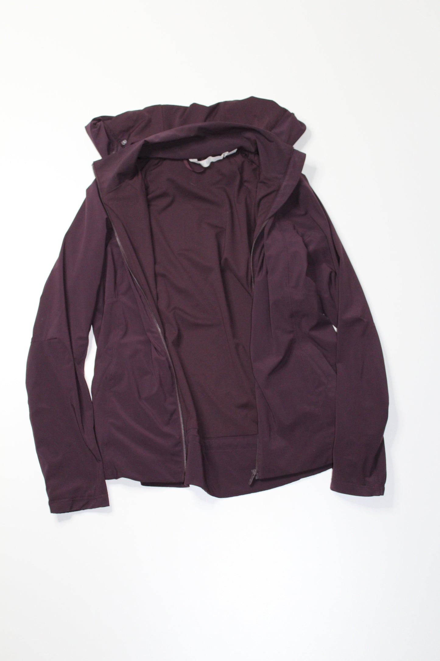 Lululemon dark plum lightweight hooded jacket, size 4 (relaxed fit)