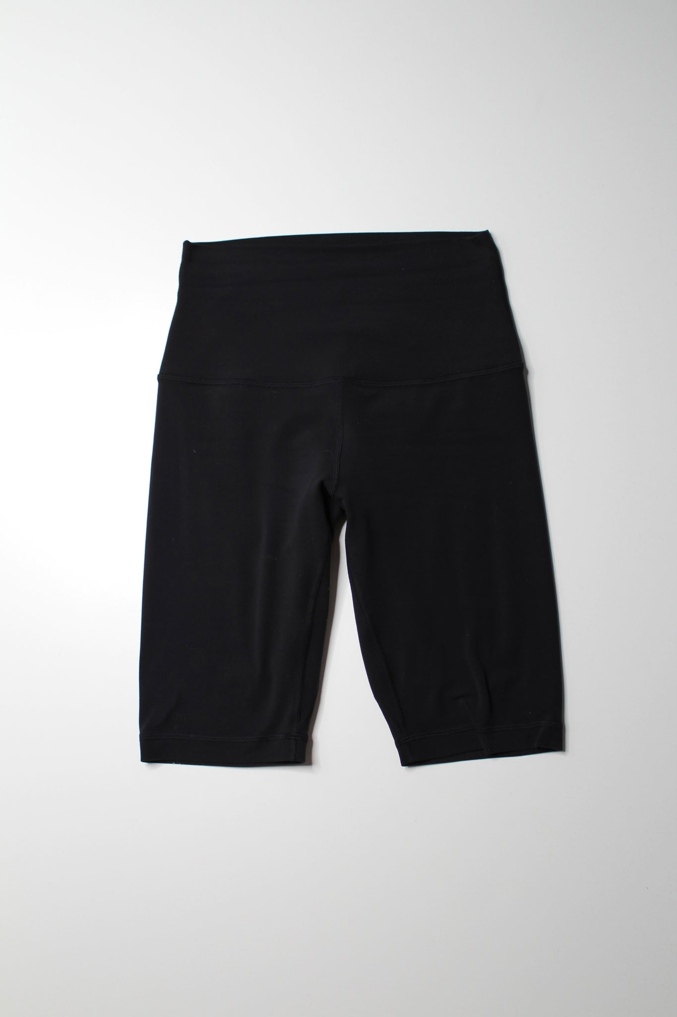 Lululemon black align shorts, size 6 (10")