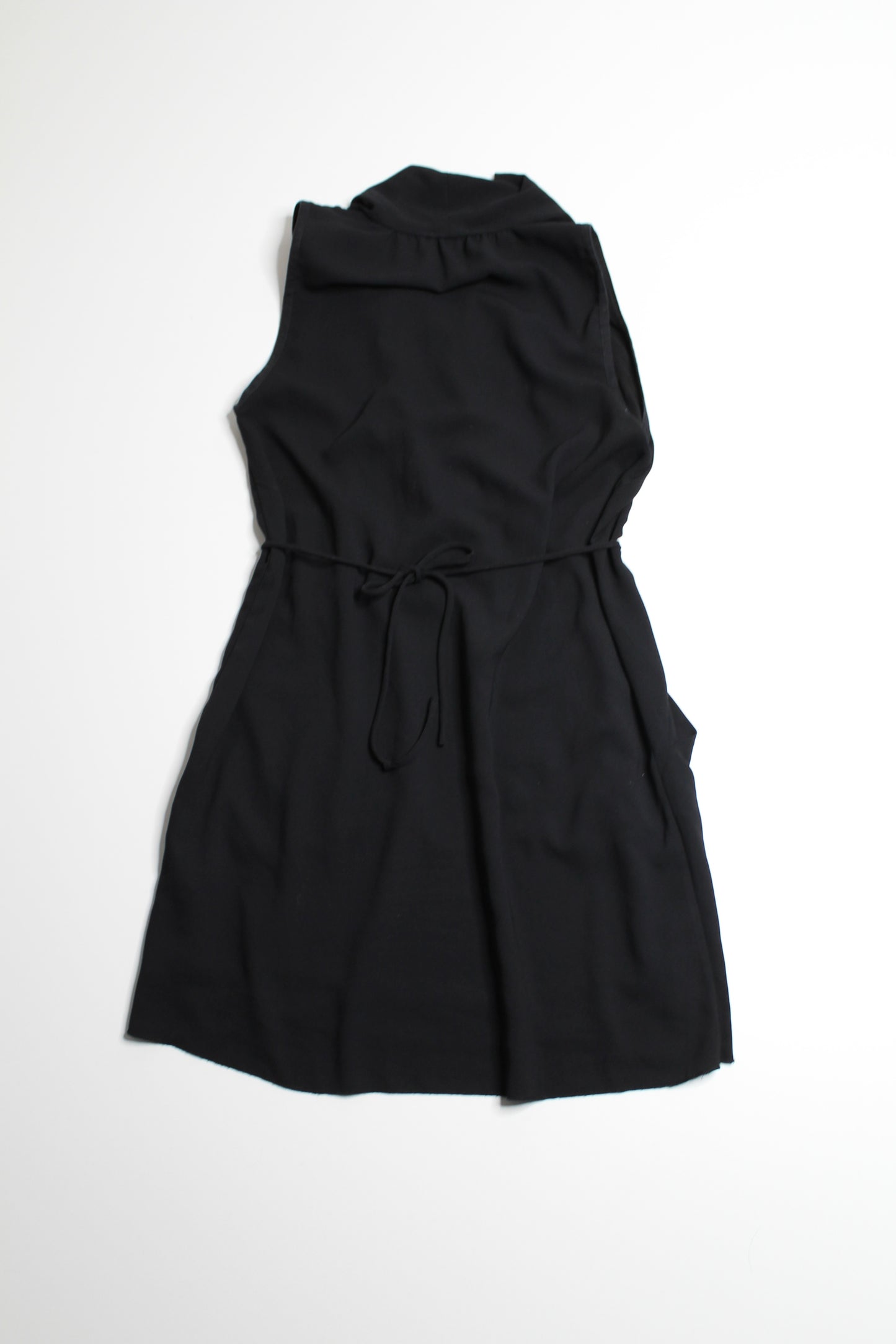 Aritzia wilfred black 'Sabine' dress, size medium (sale: was $48) (add Belle Boutique Consignment Aritzia wilfred black 'Sabine' dress, size medium (sale: was $48) (add Belle Boutique Consignment