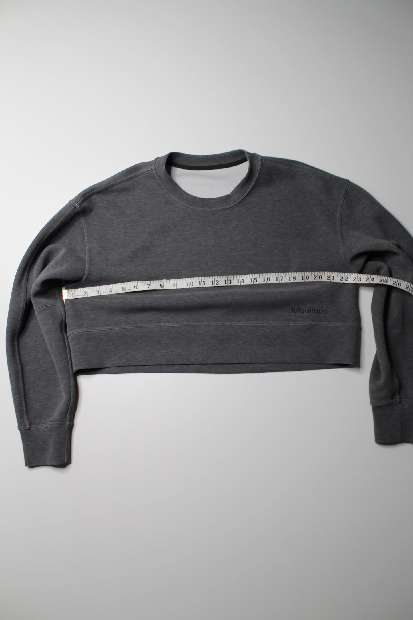 Lululemon heathered graphite grey ‘soft ambitions’ crop crew, no size. fits like size 8 (oversized) (price reduced: was $48)