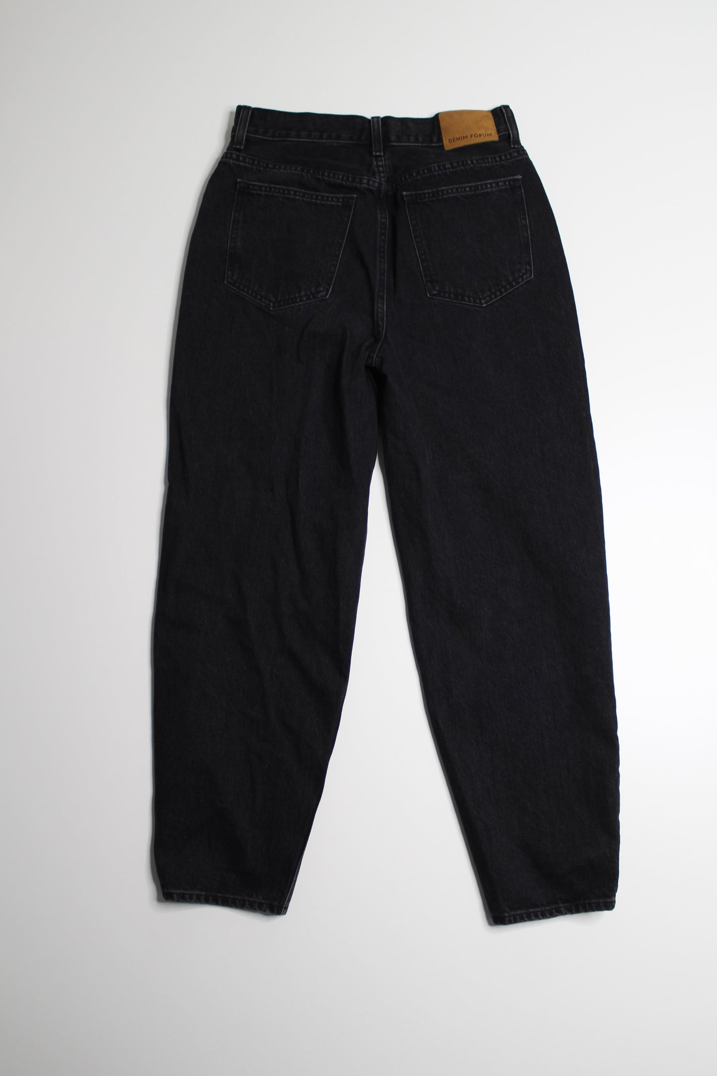 Aritzia Denim Forum black high rise ‘Gia carrot’ jean, size 28 (price reduced: was $58)