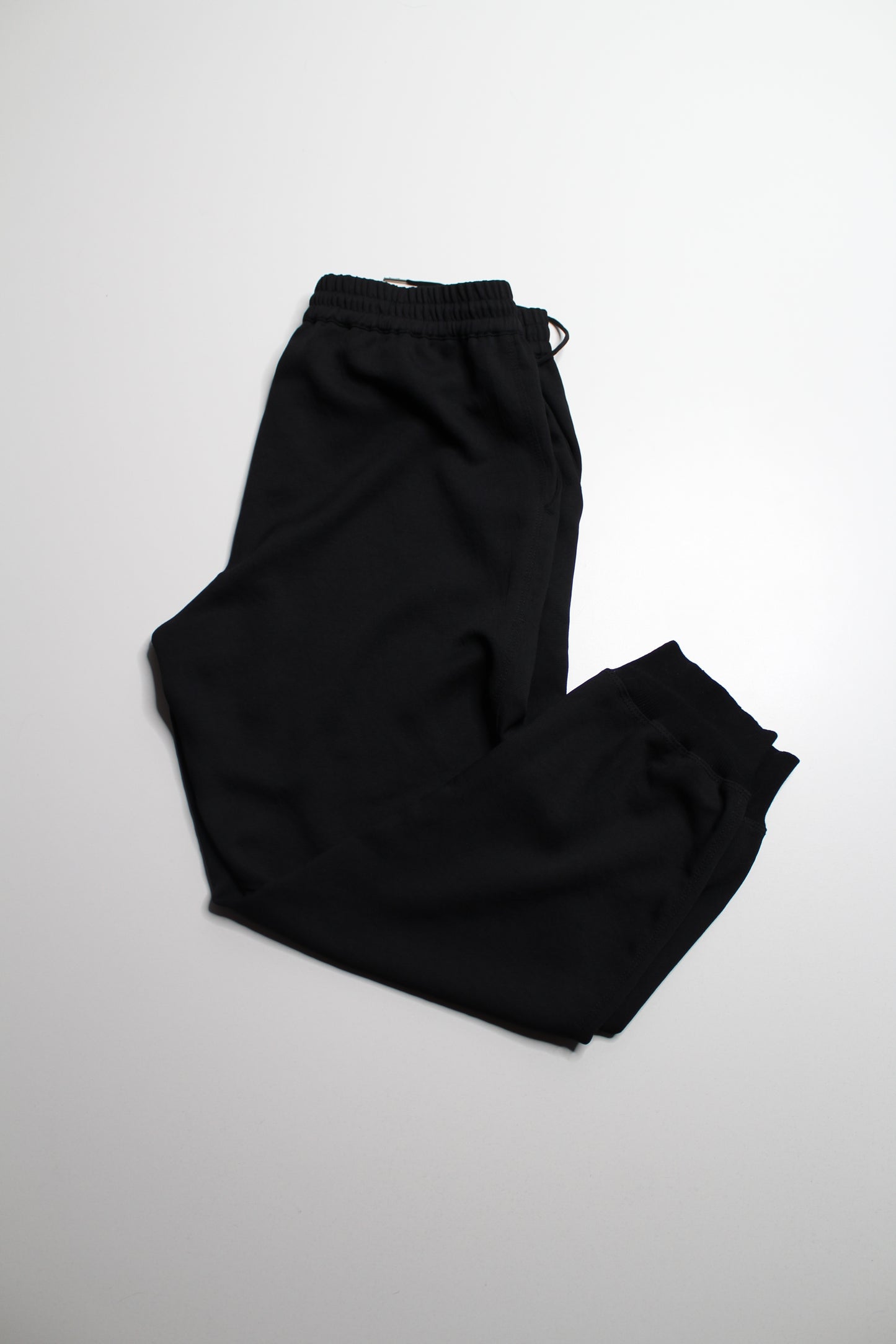 Aritzia Wilfred dress pant style jogger, size medium