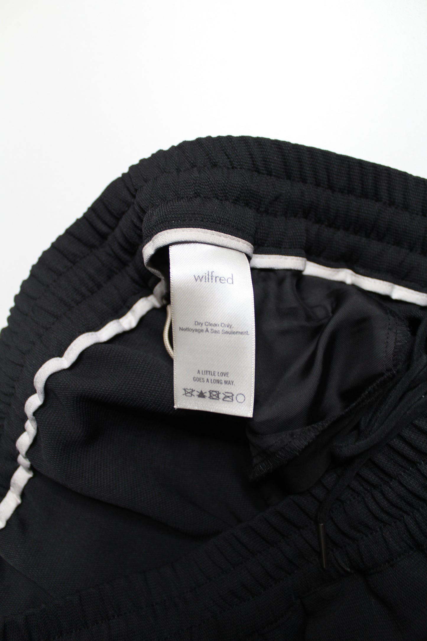 Aritzia Wilfred dress pant style jogger, size medium