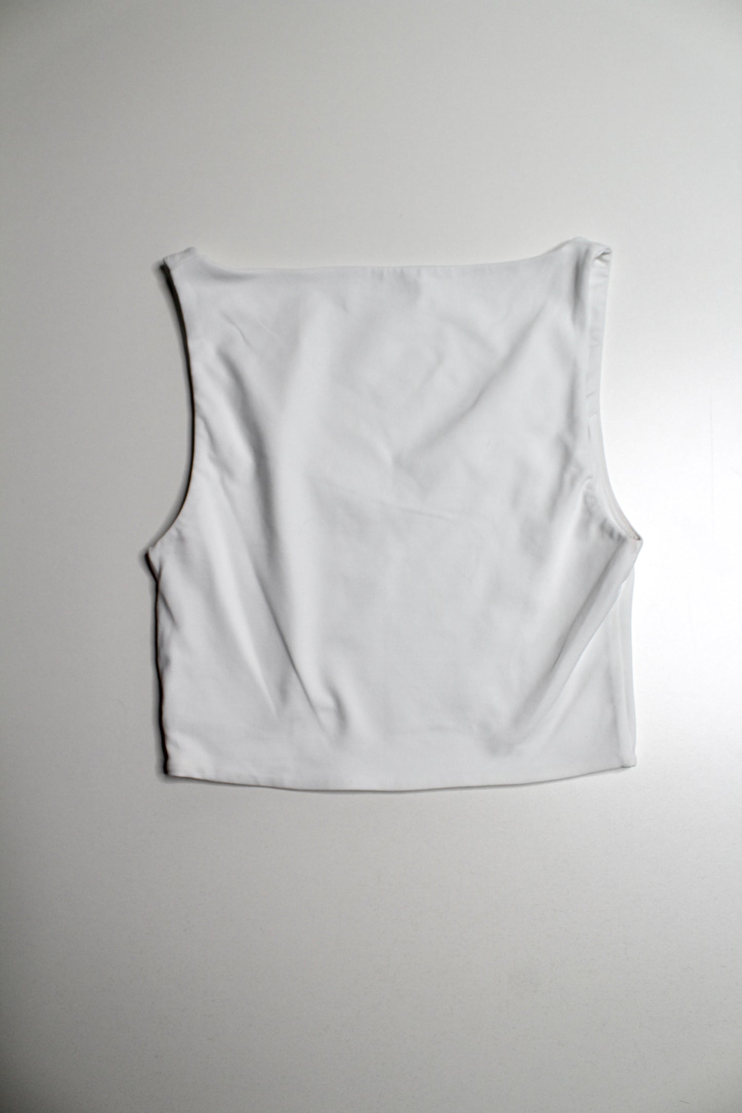 Aritzia babaton white contour crop sleeveless top, size small