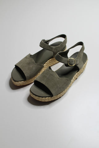 Clarks olive suede platform kimmei way sandal, size 10 *new (price reduced: was $65)