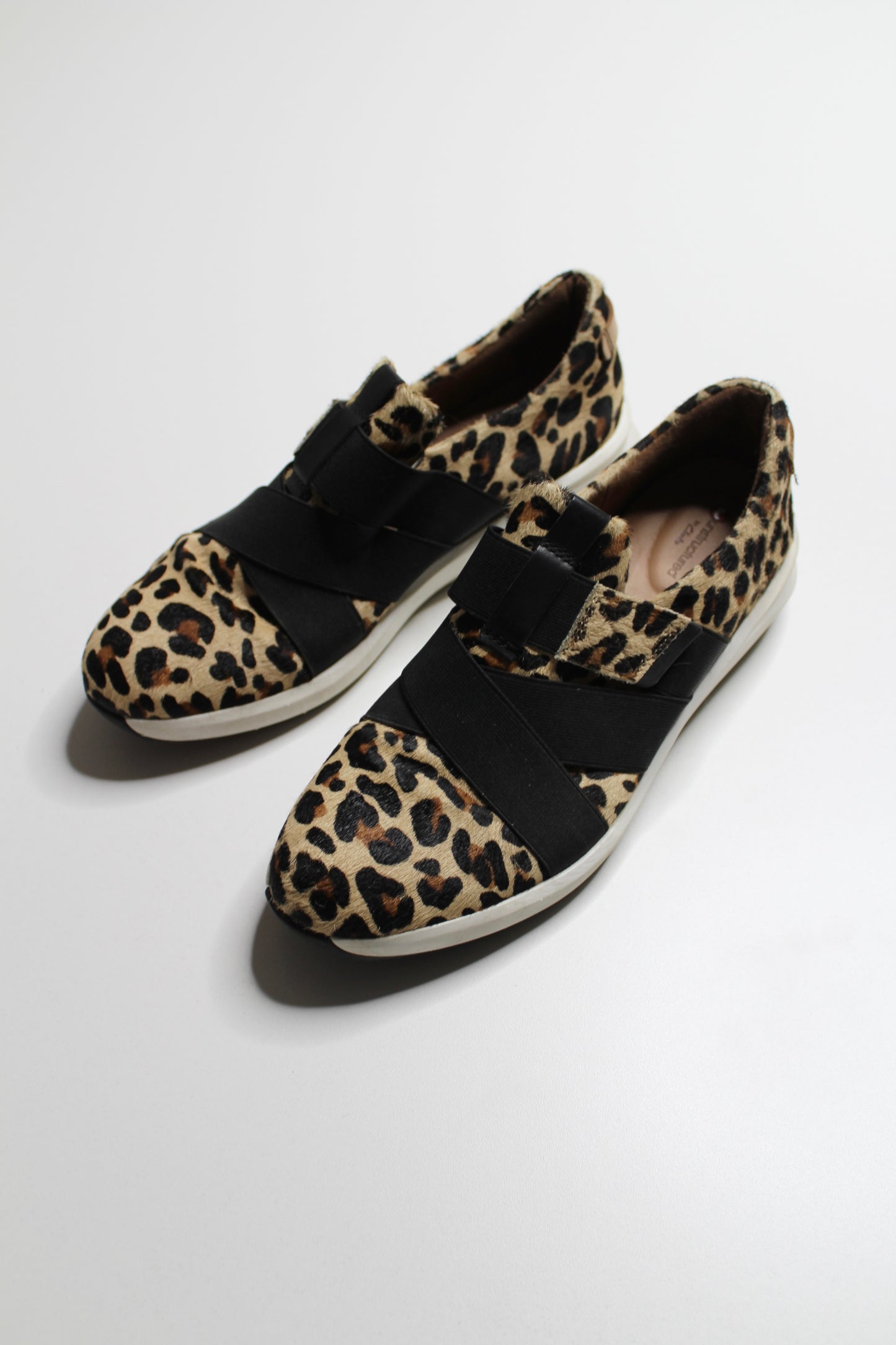 Clarks un rio strap cheetah print sneaker, size 10 (additional 60% off)