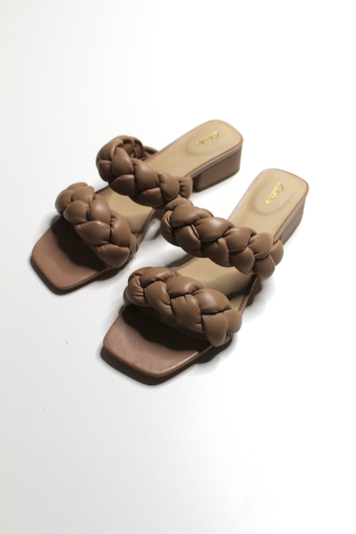 Clarks seren25 braided praline tan sandal, size 10 *new in box (price reduced: was $65)