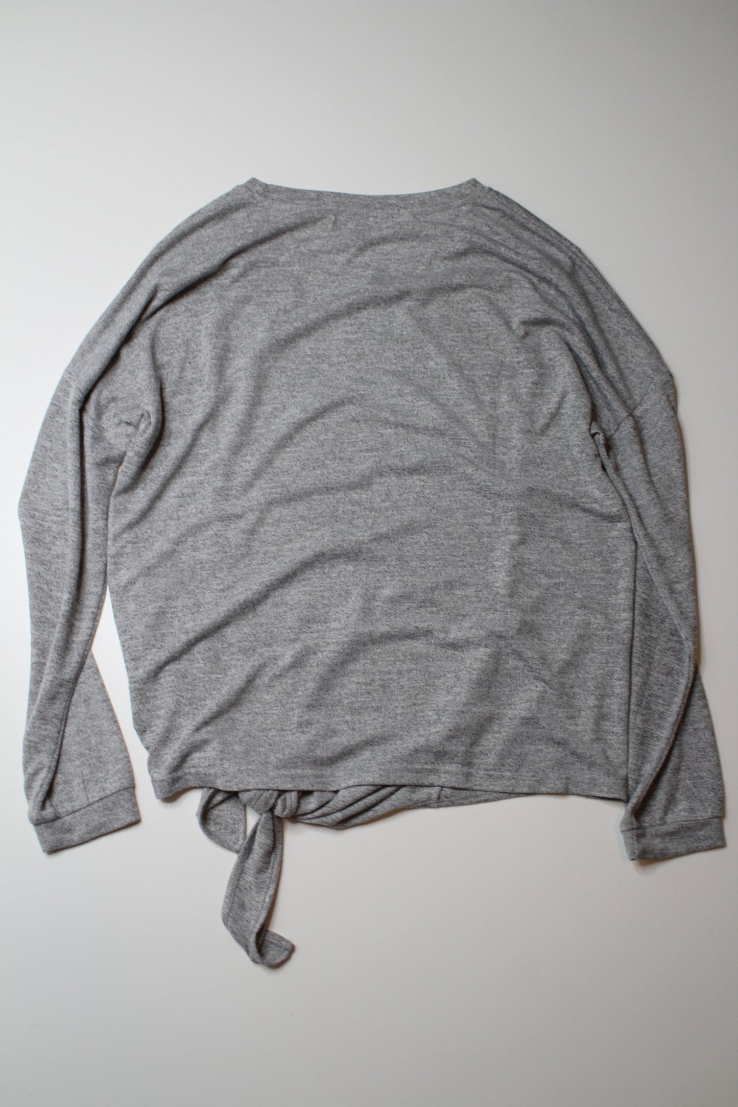 Papillon grey knot front long sleeve, size medium