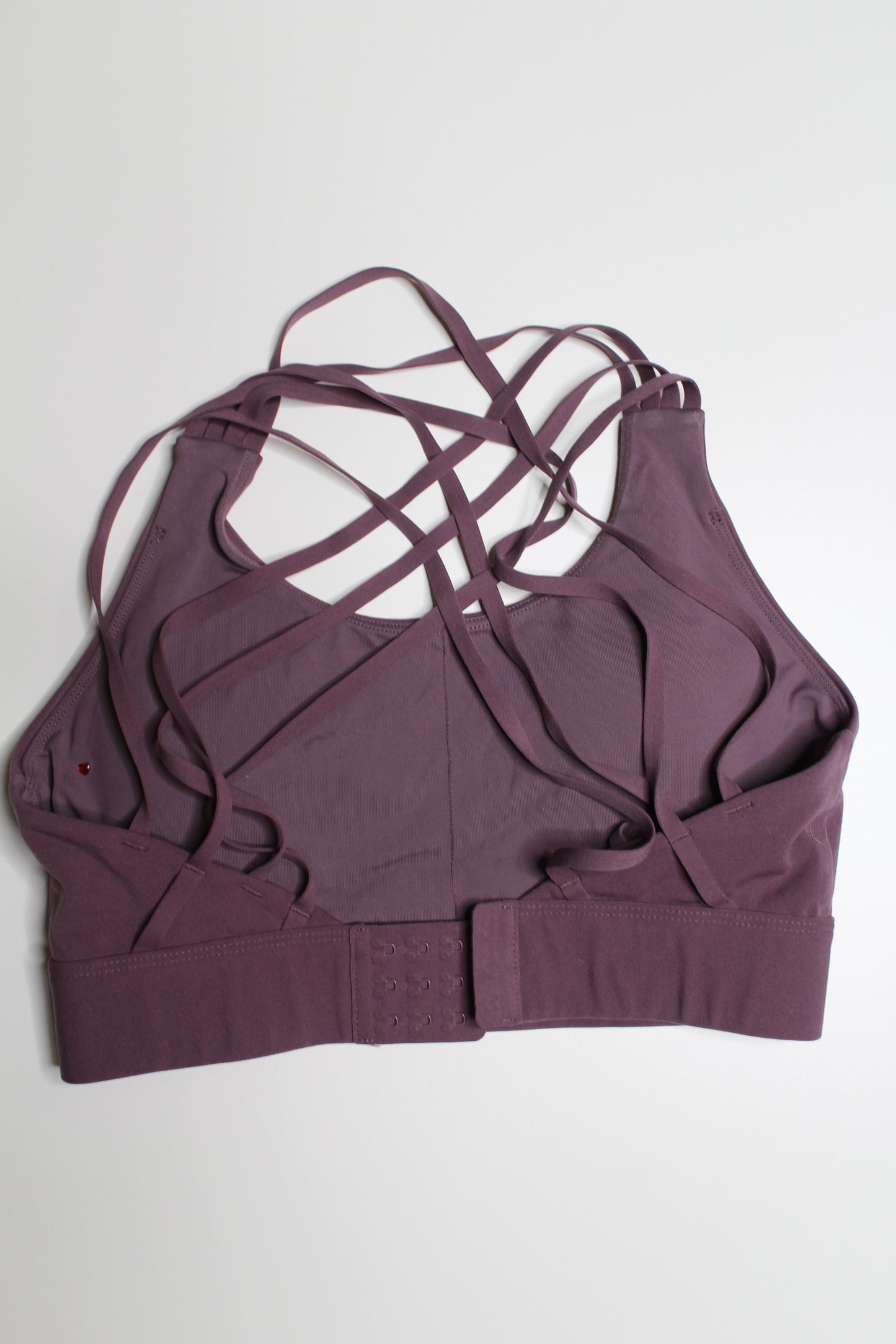 Lorna Jane mauve sports bra, no size. fits small/medium (price reduced: was $30)