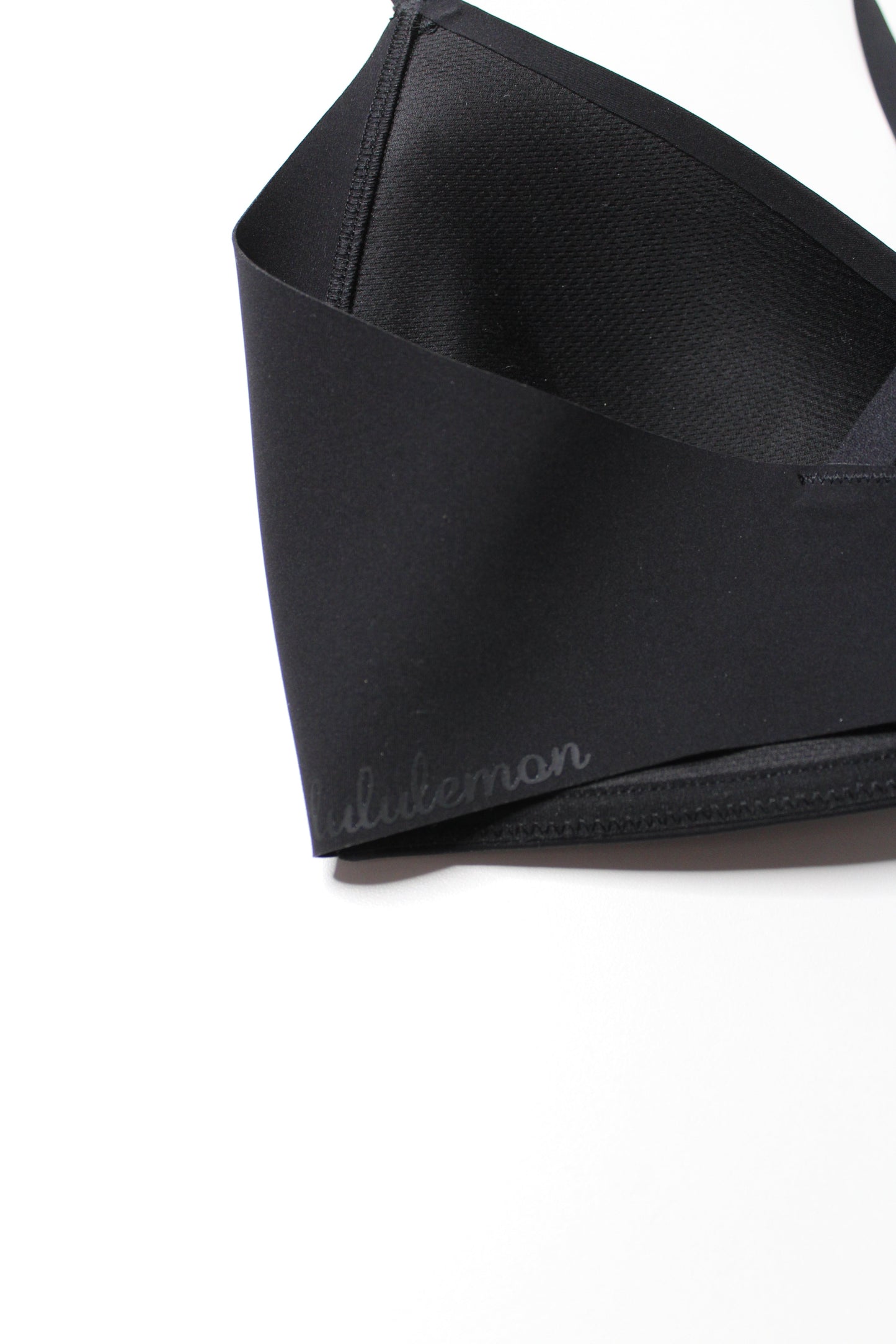 Lululemon black ‘take shape’ bra, size 34C