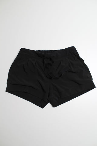 Lululemon black spring break away shorts, size 6