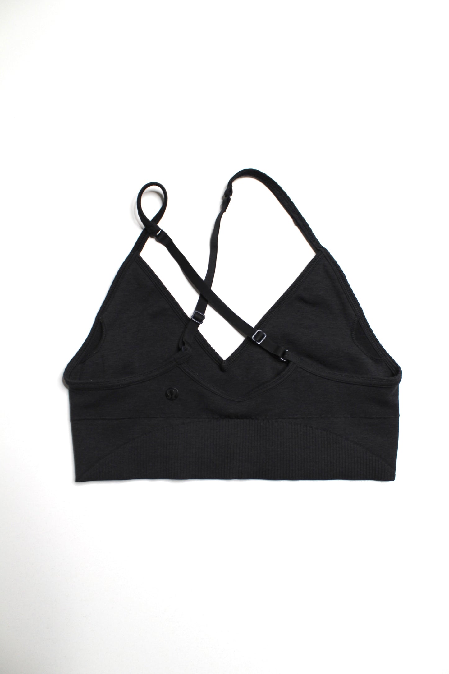 Lululemon heathered black ebb to street bra, no size. fits like size 6/8