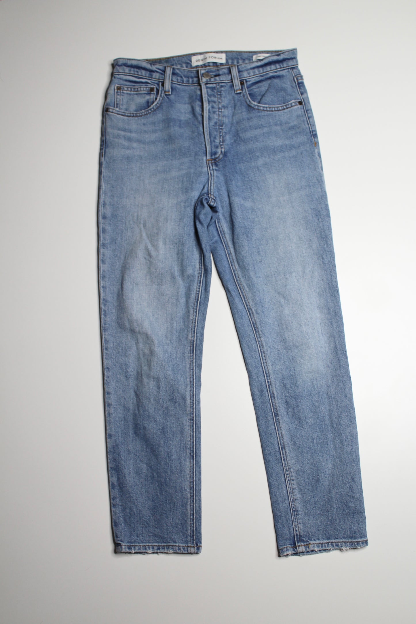 Aritzia Denim Forum yoko high rise slim jeans, size 27 (26L)