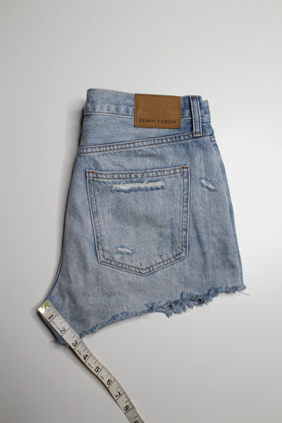 Aritzia Denim Forum ‘ex boyfriend’ jean shorts, size 27