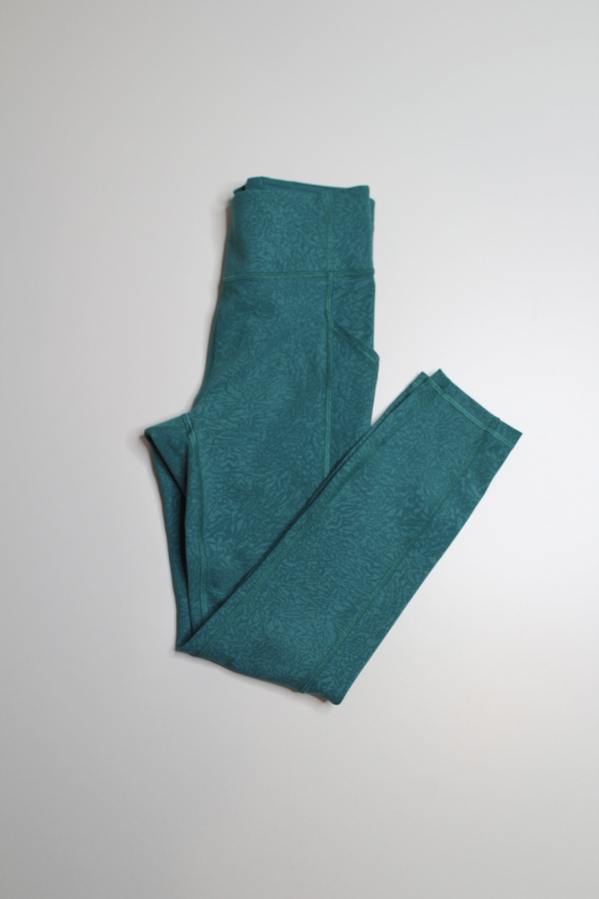 Lululemon crunch teal lagoon invigorate high-rise tights, size 6 (25”)