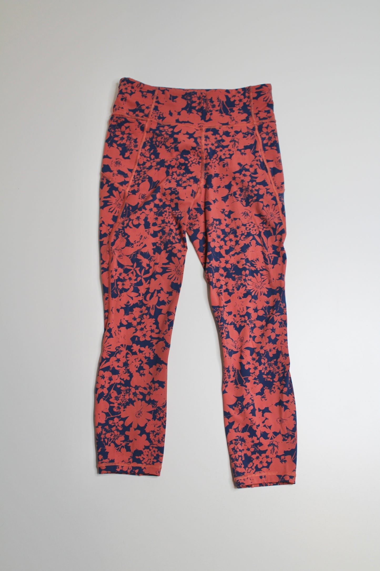 Lululemon efflorescent dark canyon onyx blue final lap crop, size 6 (23") (price reduced: was $58)