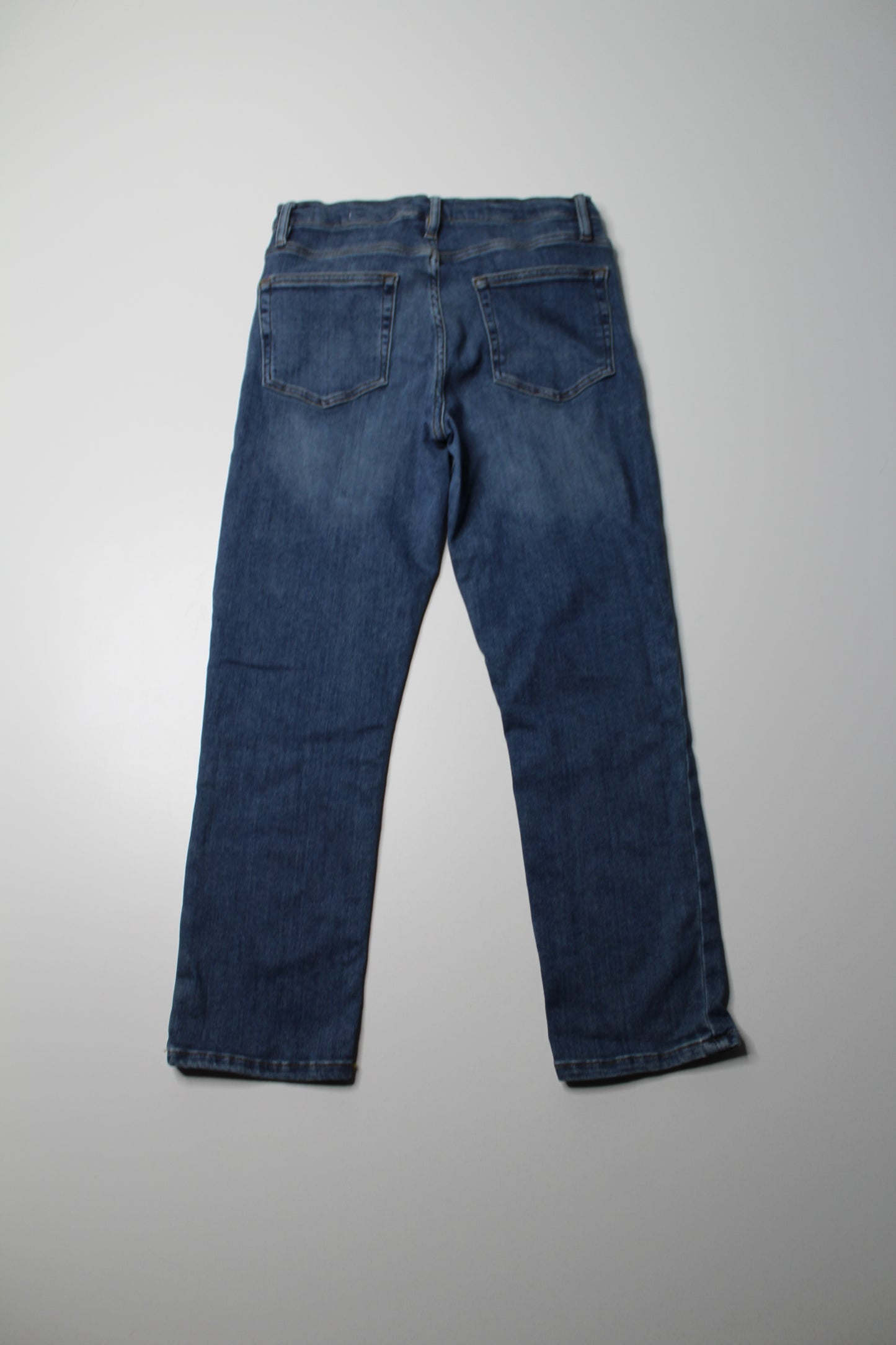 Frame dark wash ‘le high straight’ jeans, size 29 (26”)