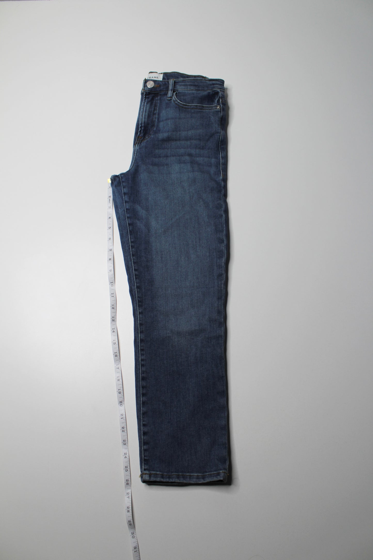 Frame dark wash ‘le high straight’ jeans, size 29 (26”)